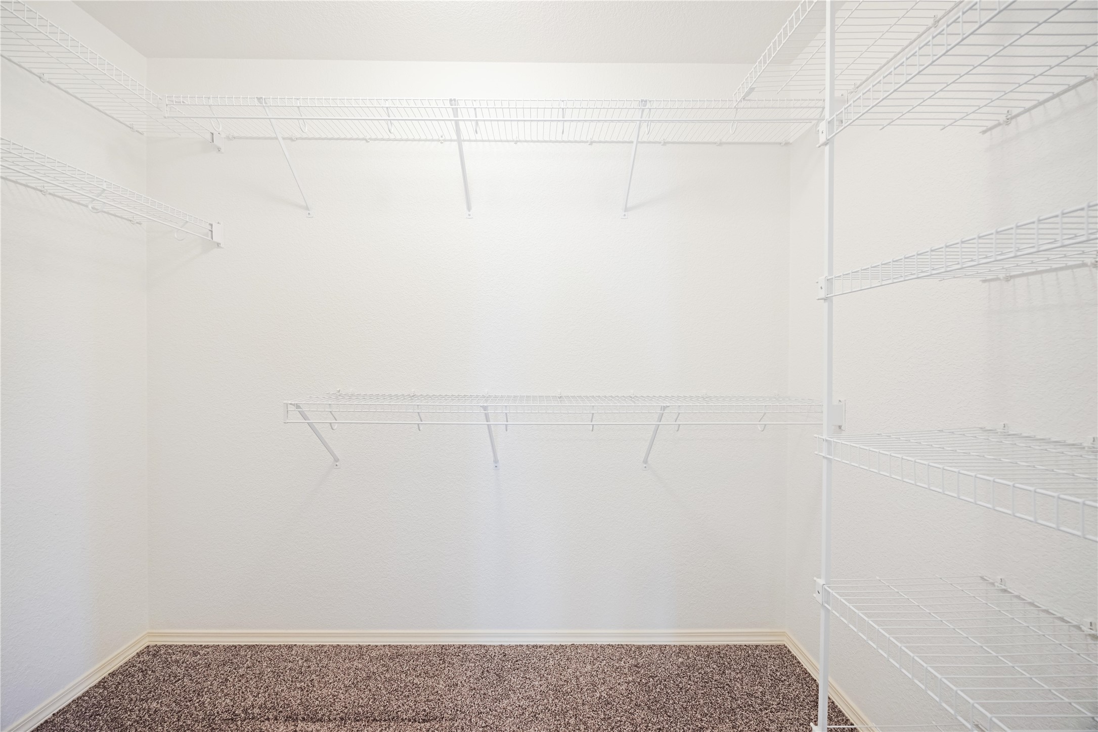 3846 Lexington Avenue Property Photo 13