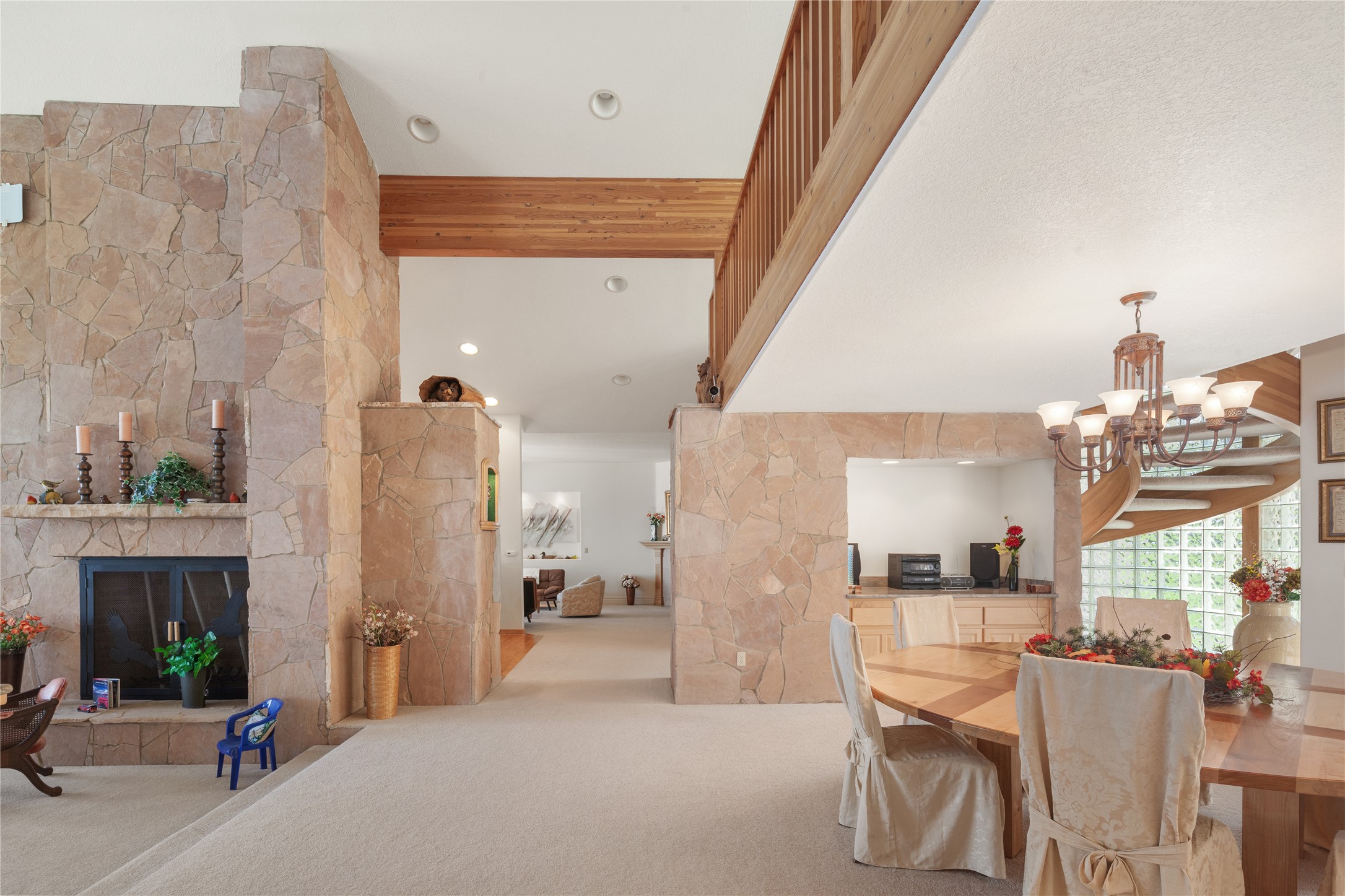 25802 Old Highway 93 Property Photo 22