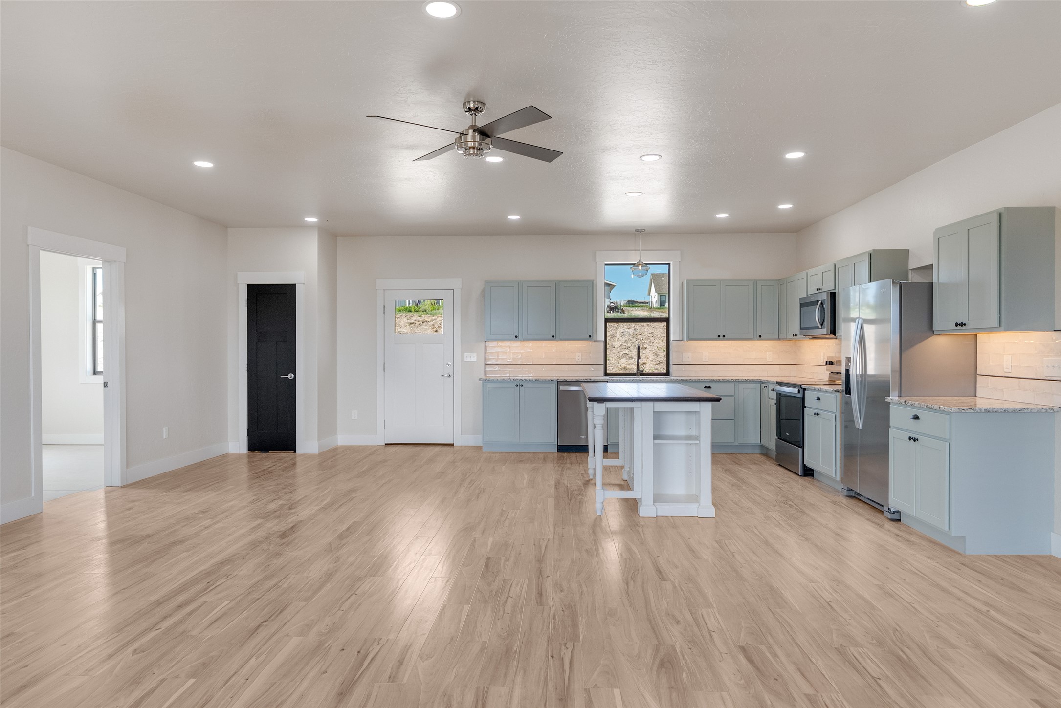 40106 Majestic Court Property Photo 10