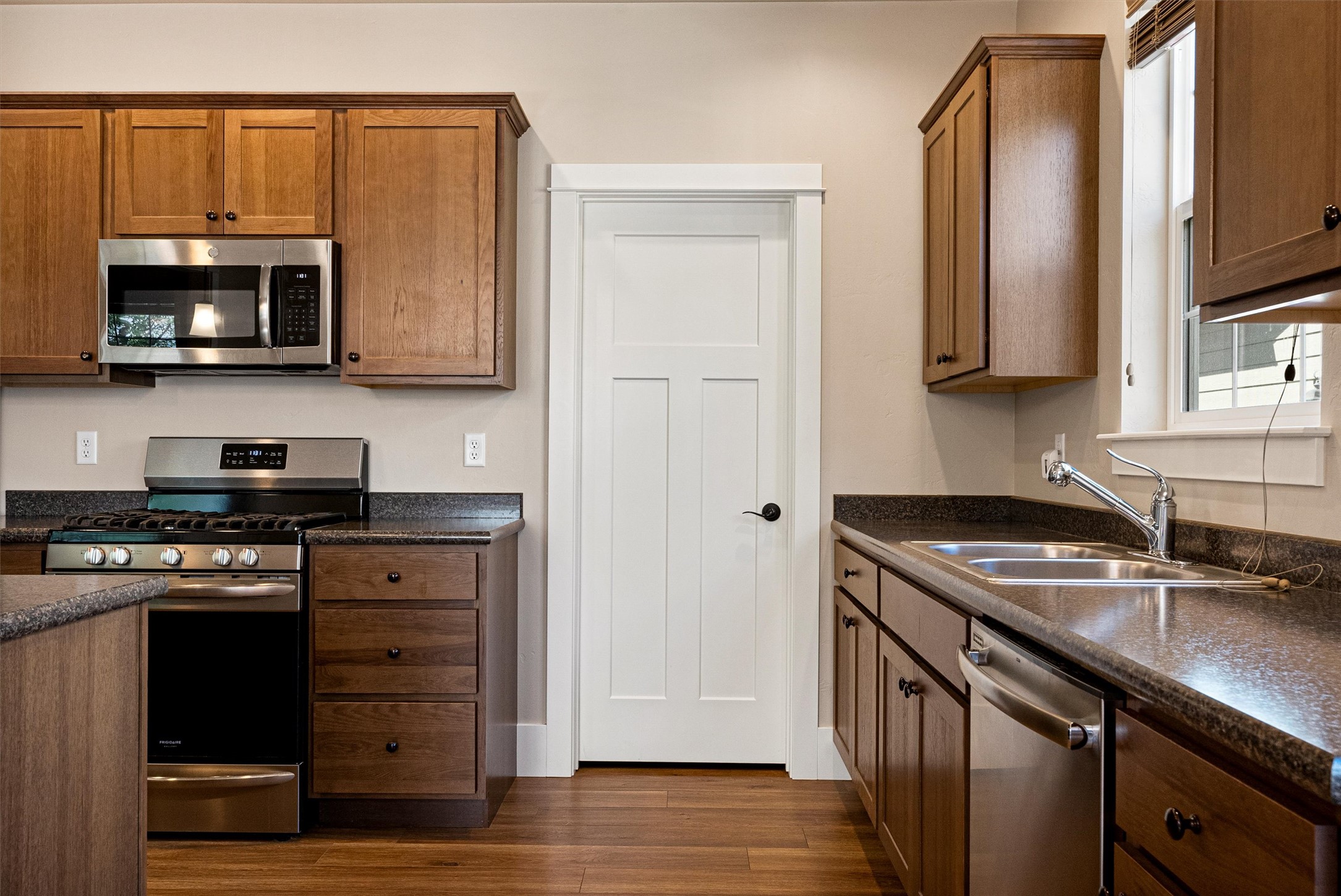 104 Wildrose Court Property Photo 14