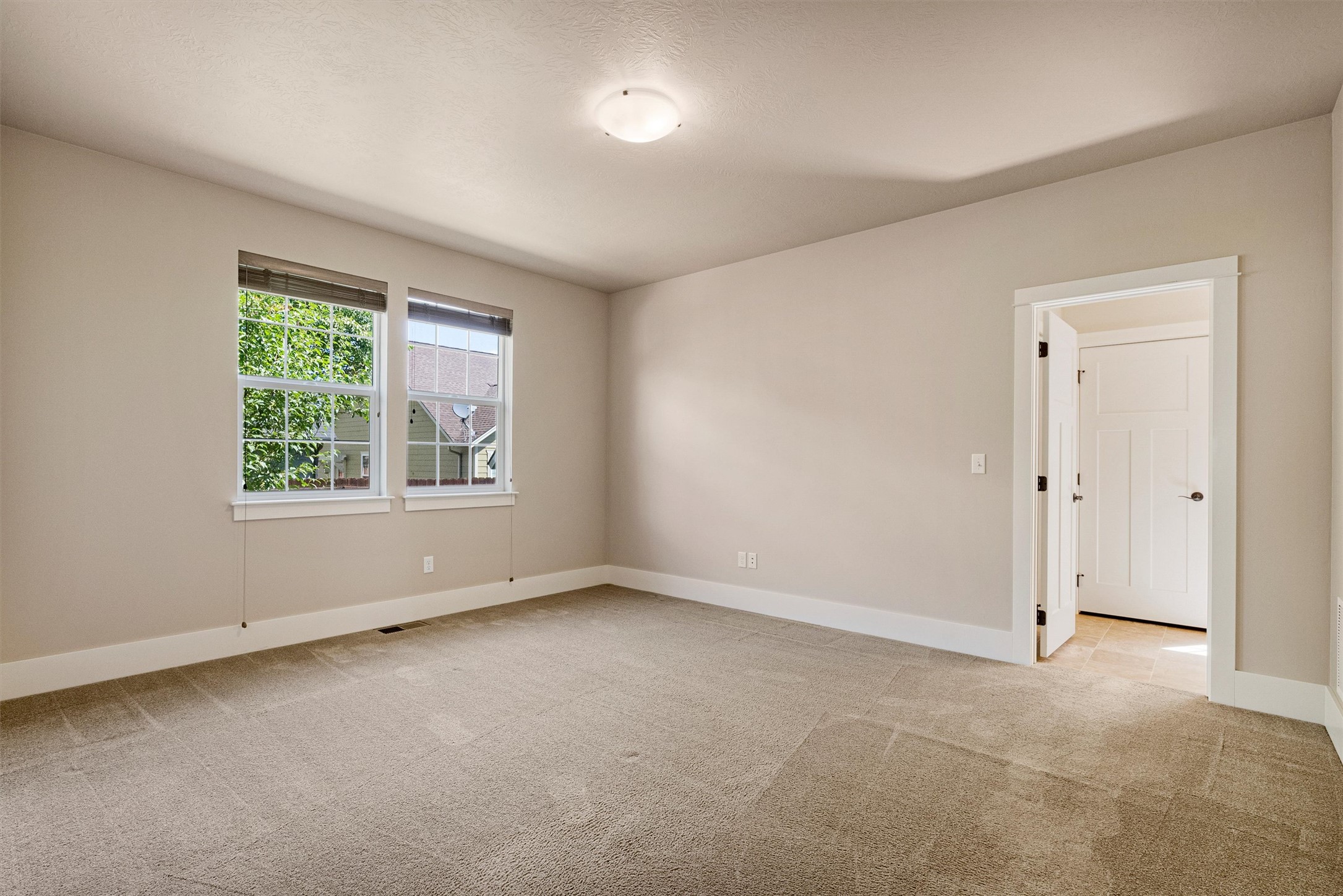 104 Wildrose Court Property Photo 16