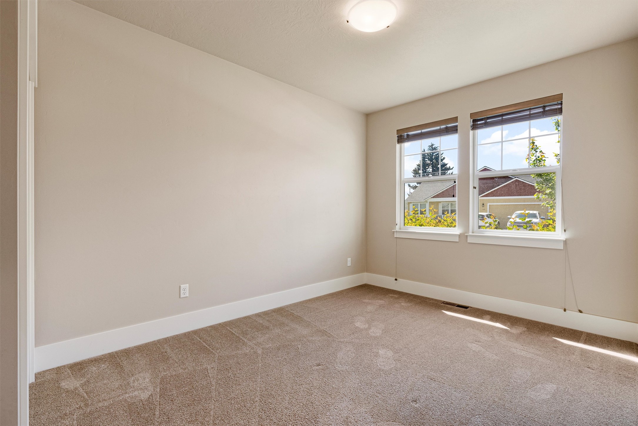 104 Wildrose Court Property Photo 23