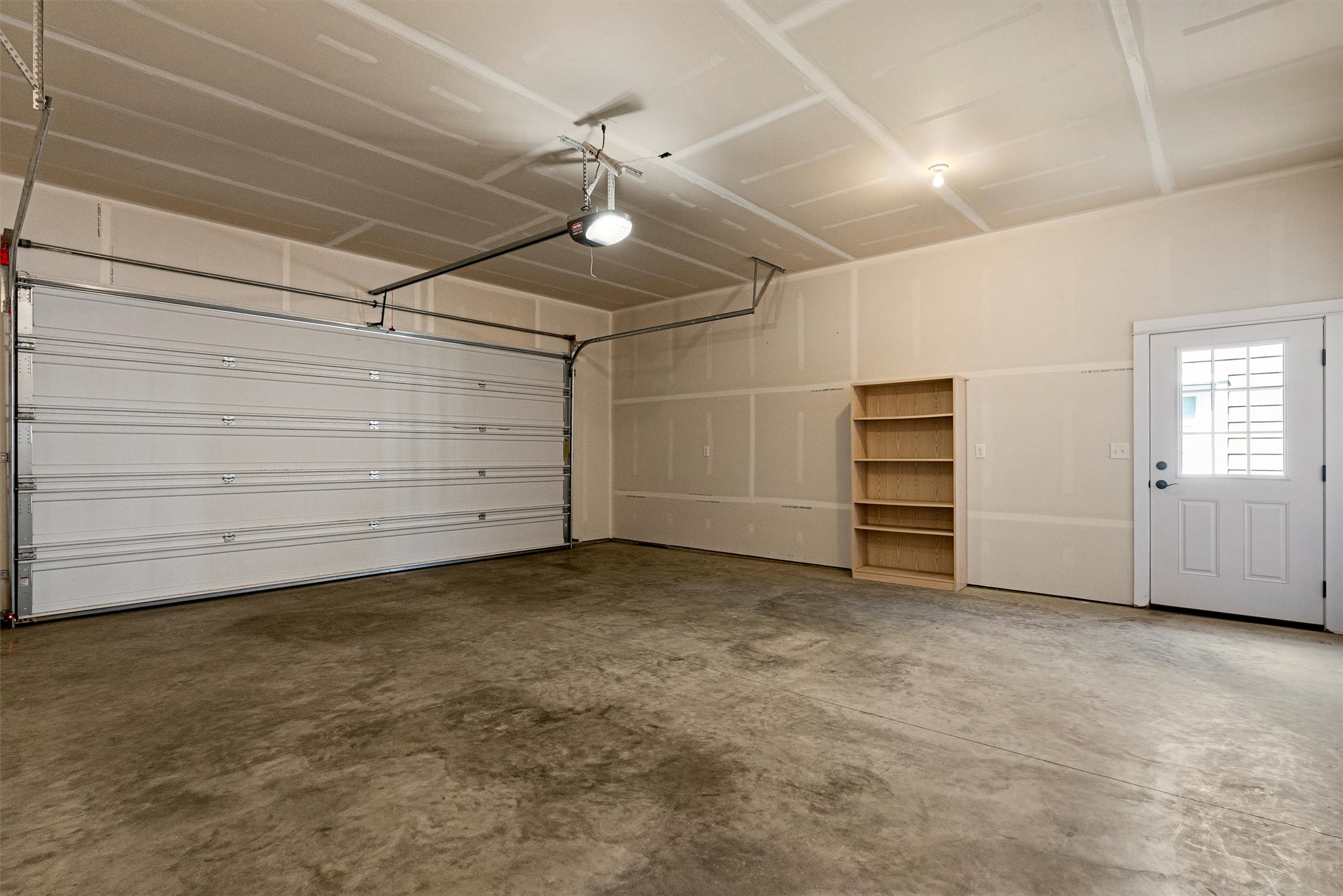 104 Wildrose Court Property Photo 27