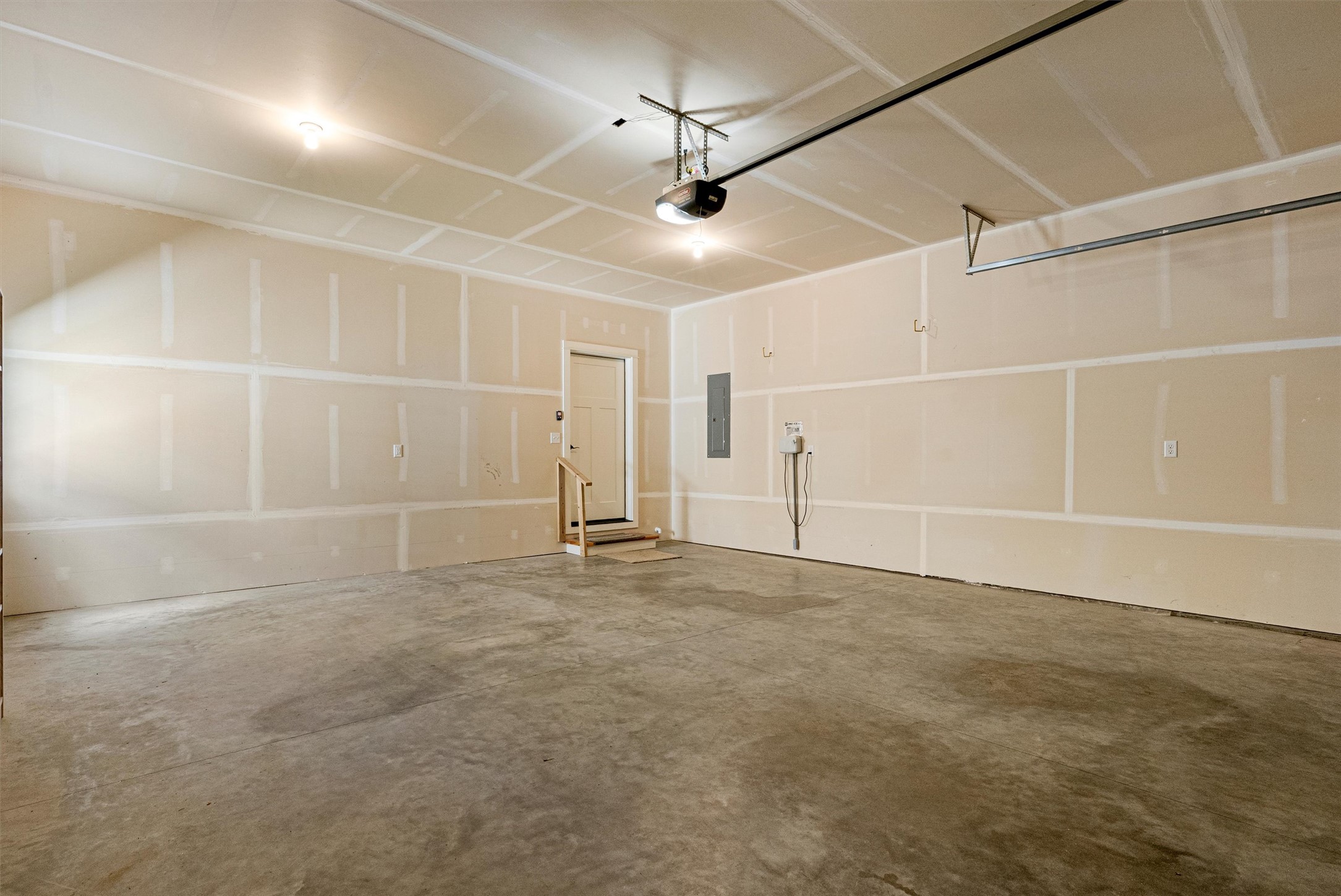 104 Wildrose Court Property Photo 28