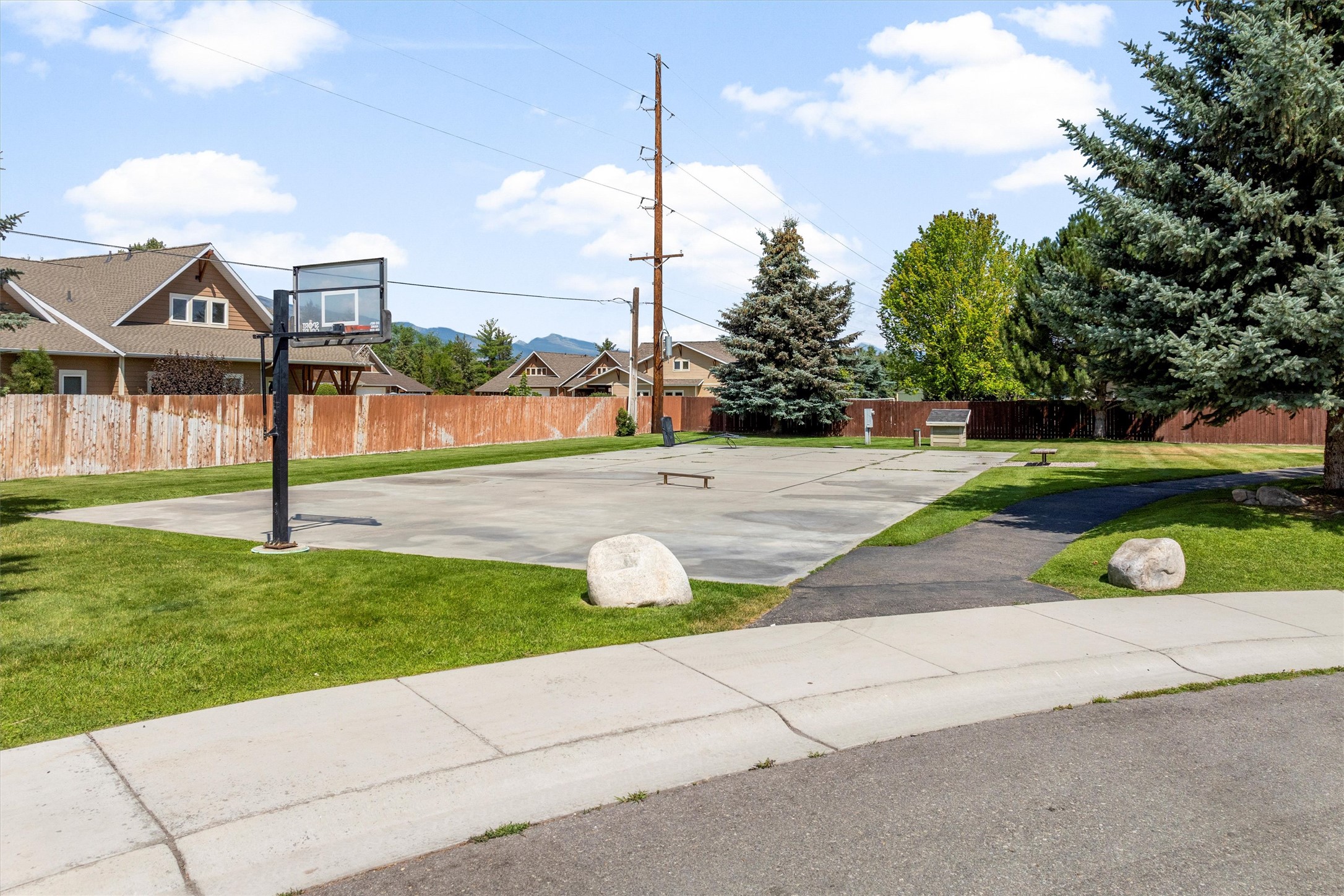 104 Wildrose Court Property Photo 41