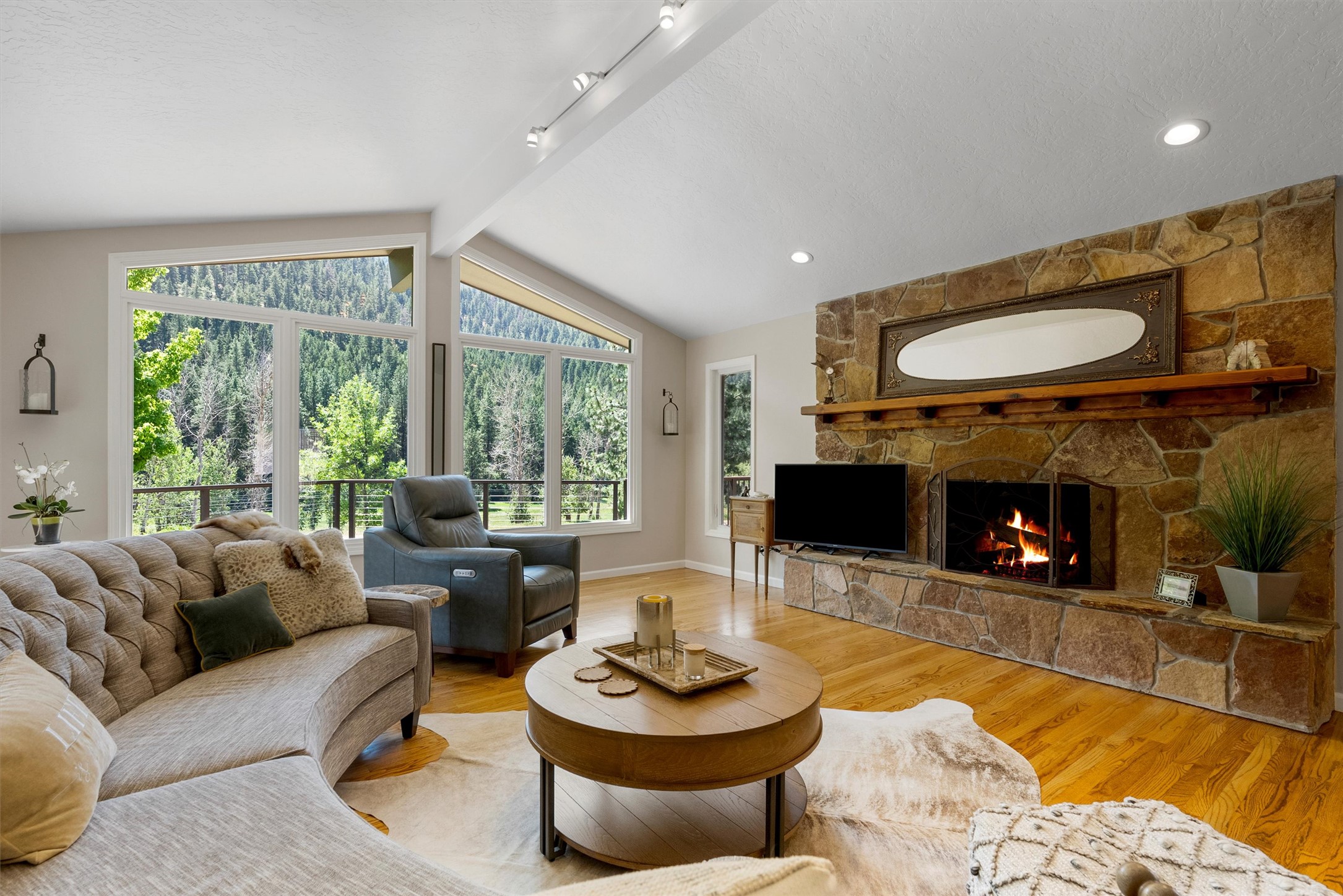 10365 Miller Creek Road Property Photo 11