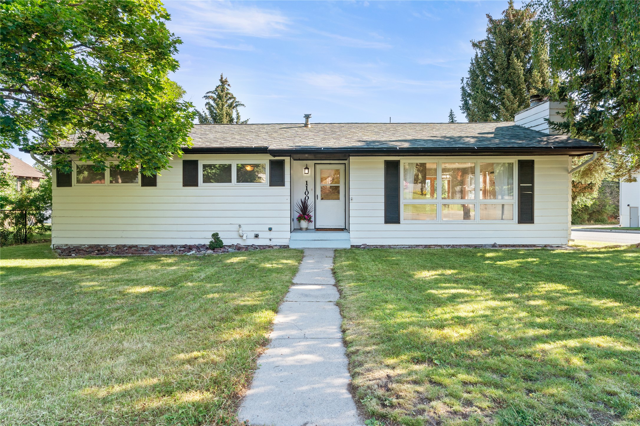 1100 Choteau Street Property Photo 1
