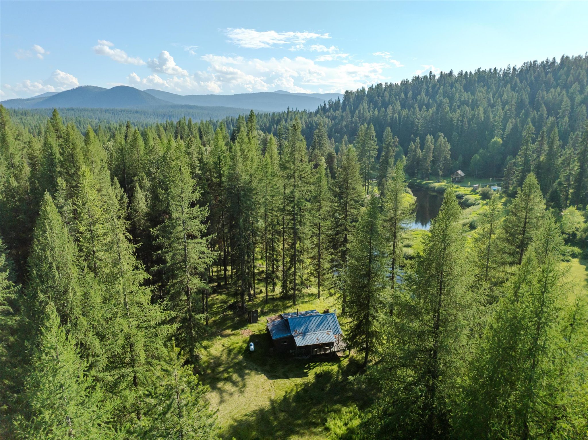 882 Tamarack Lane Property Photo 39