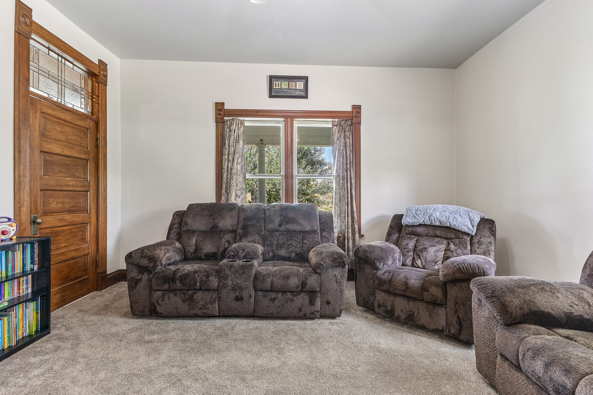 6 Washoe Circle Property Photo 2