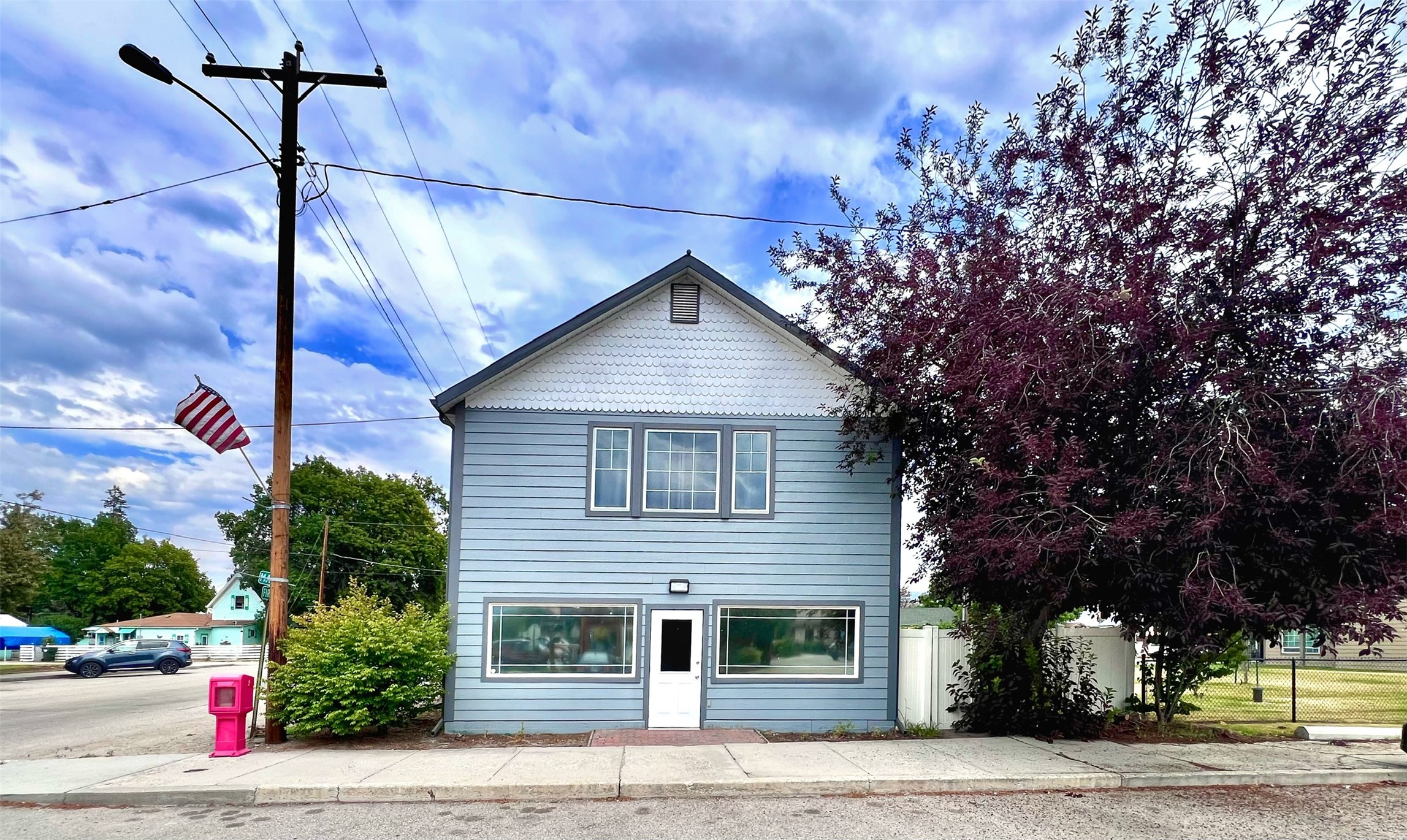 1040 Main Street Property Photo
