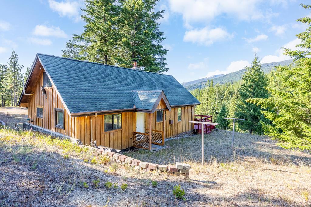 1201 Gash Creek Road Property Photo 1