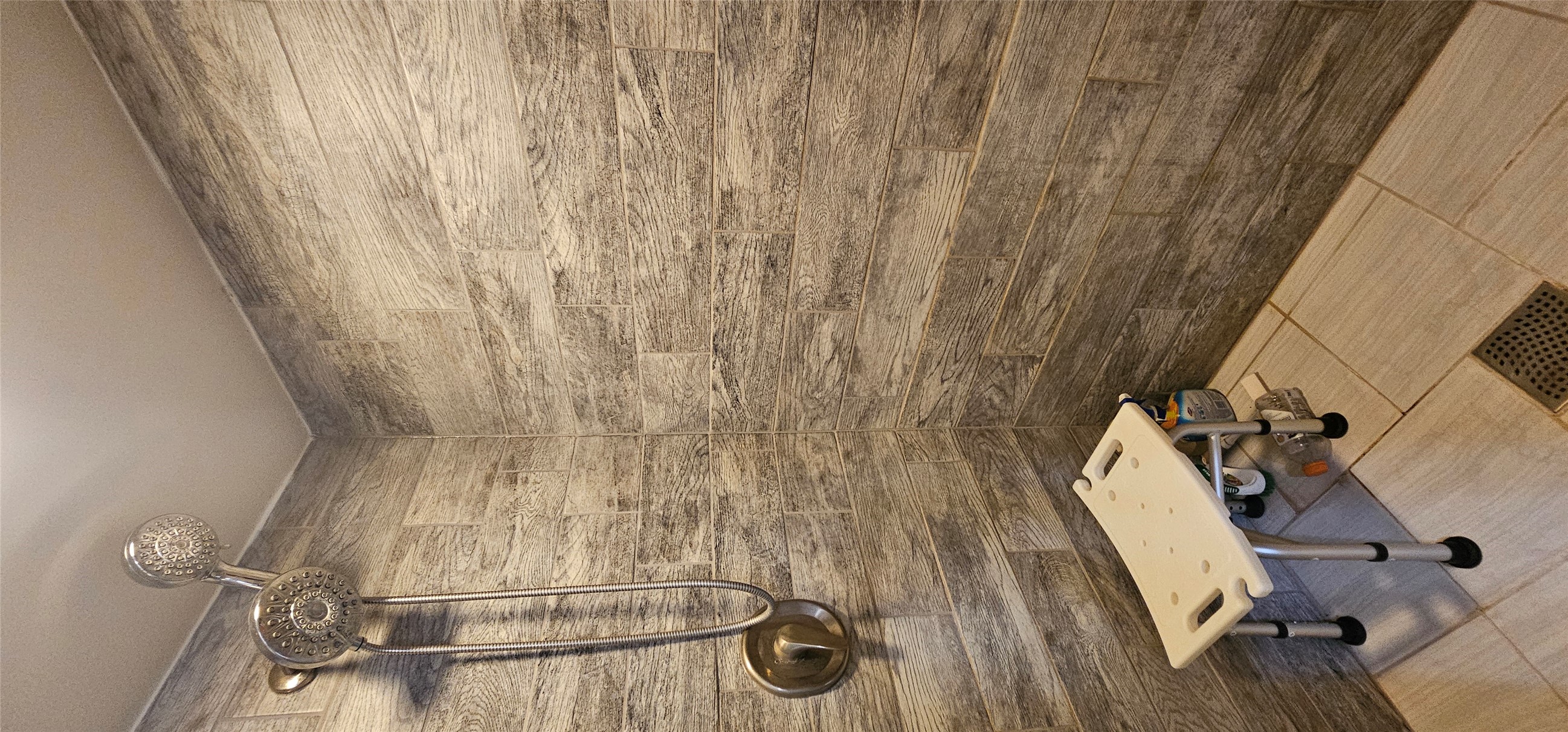 618 D Street Property Photo 15