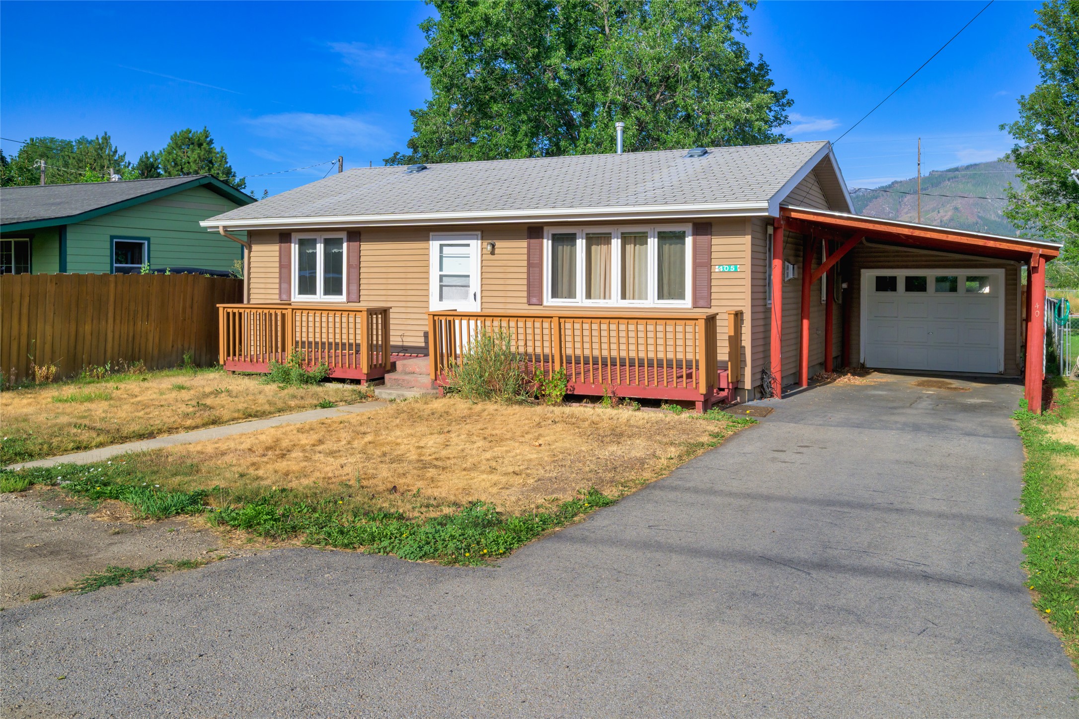 405 Cooper Lane Property Photo 1