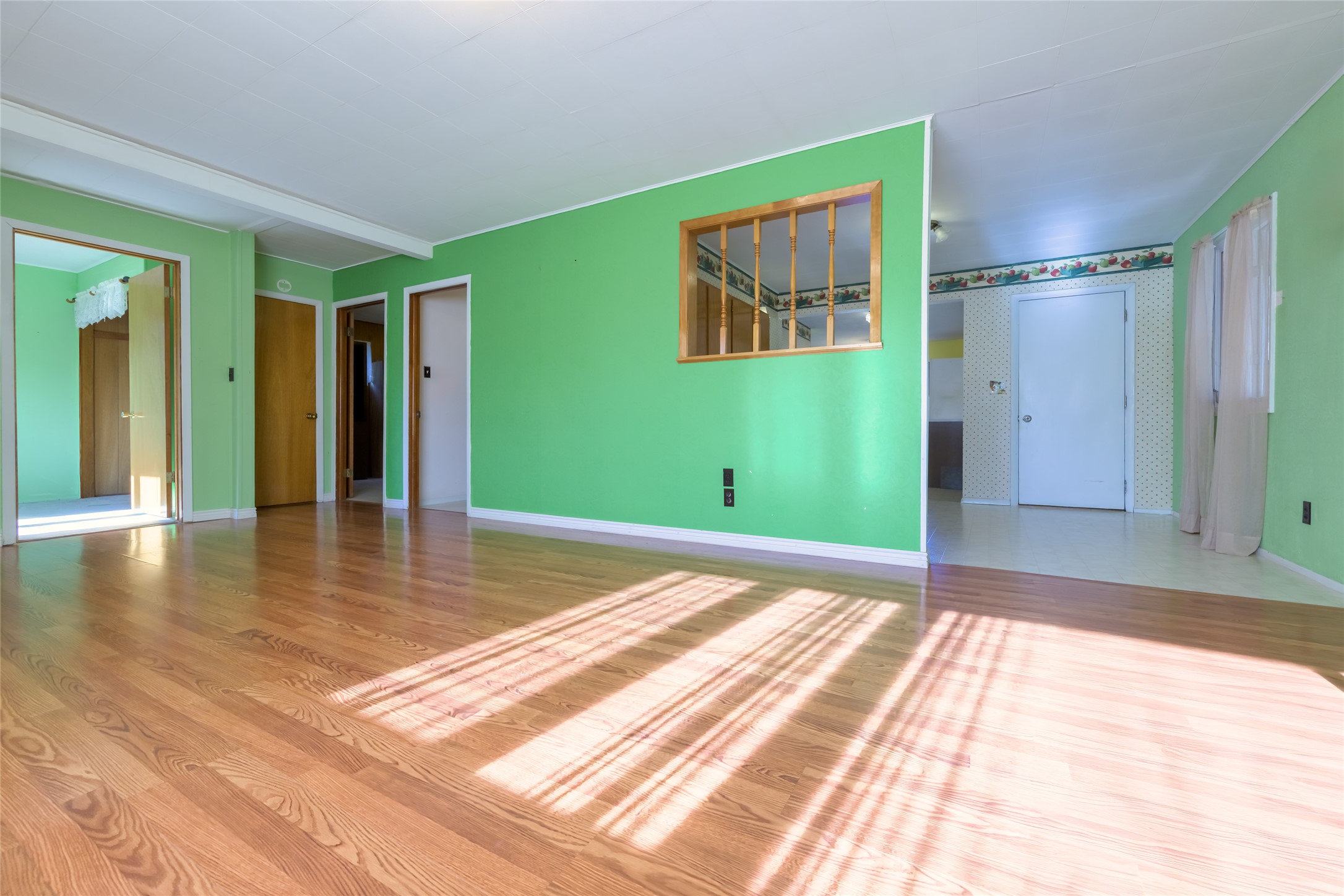 405 Cooper Lane Property Photo 6