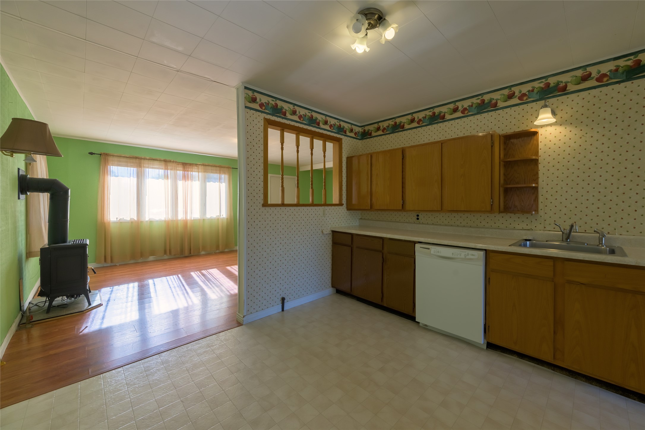 405 Cooper Lane Property Photo 10