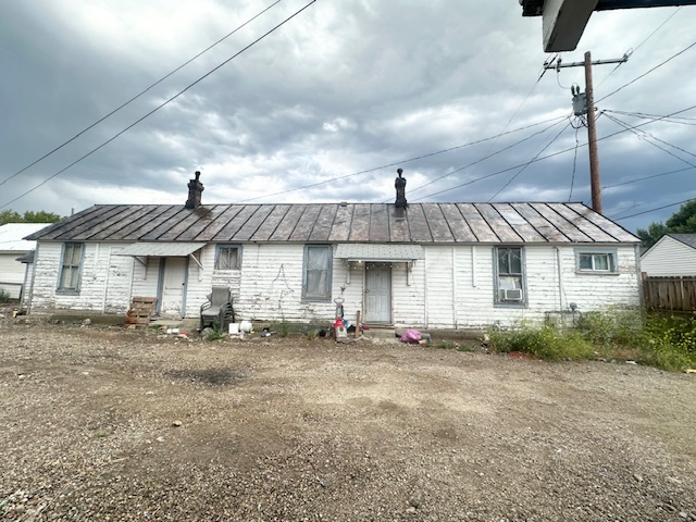 1105 E 4th Street Property Photo 13