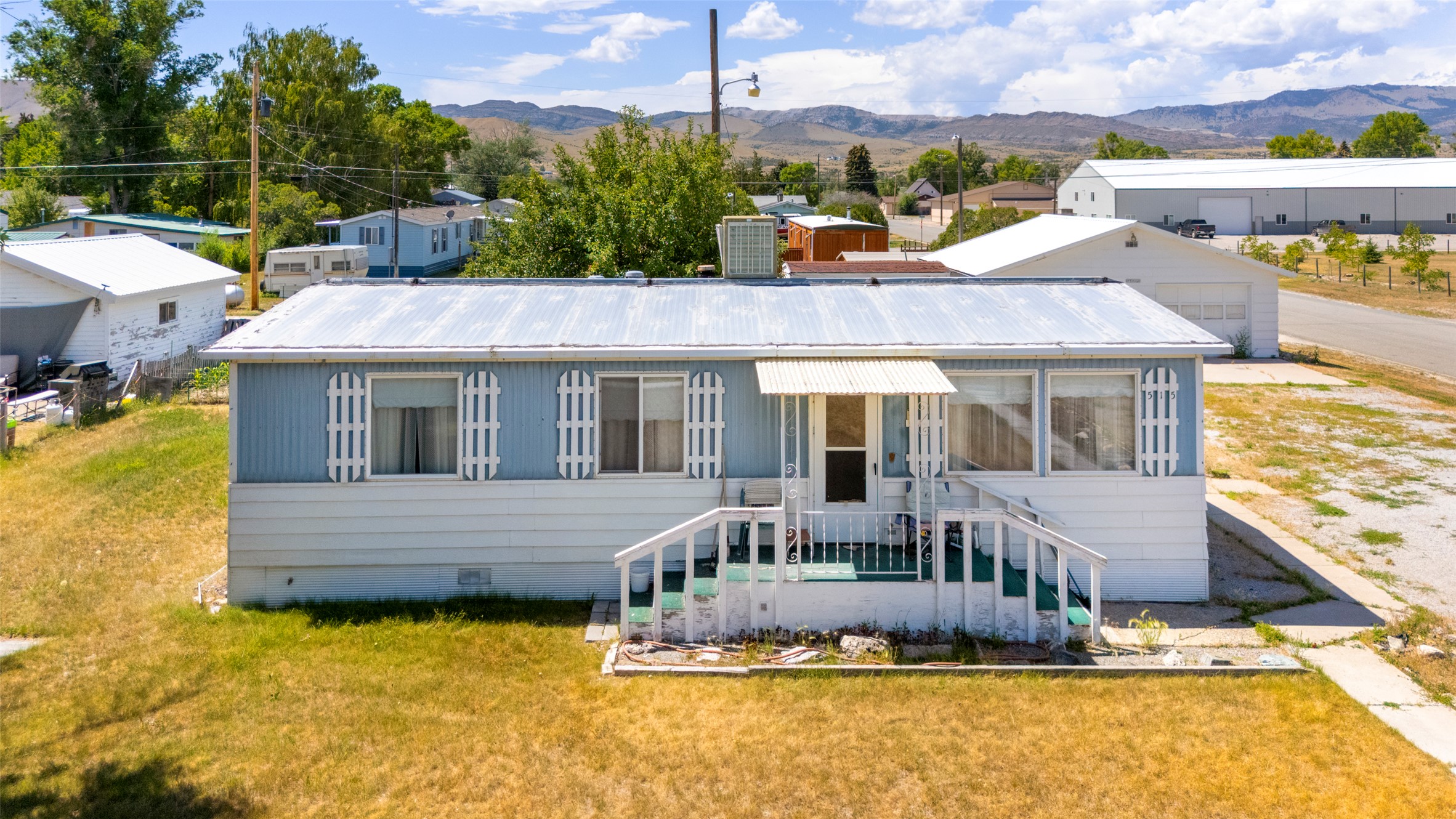 515 N Cedar Street Property Photo 6