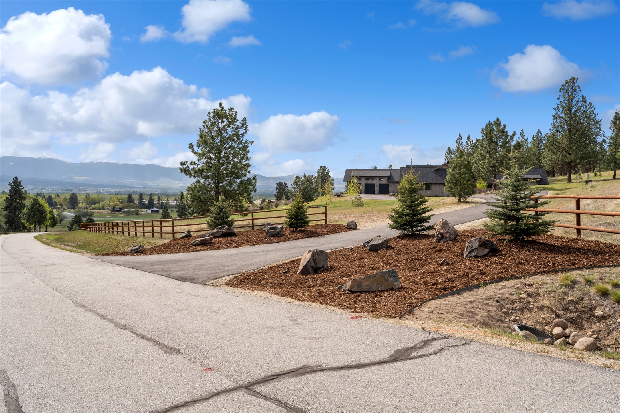 519 Hillside Ranch Road Property Photo 11