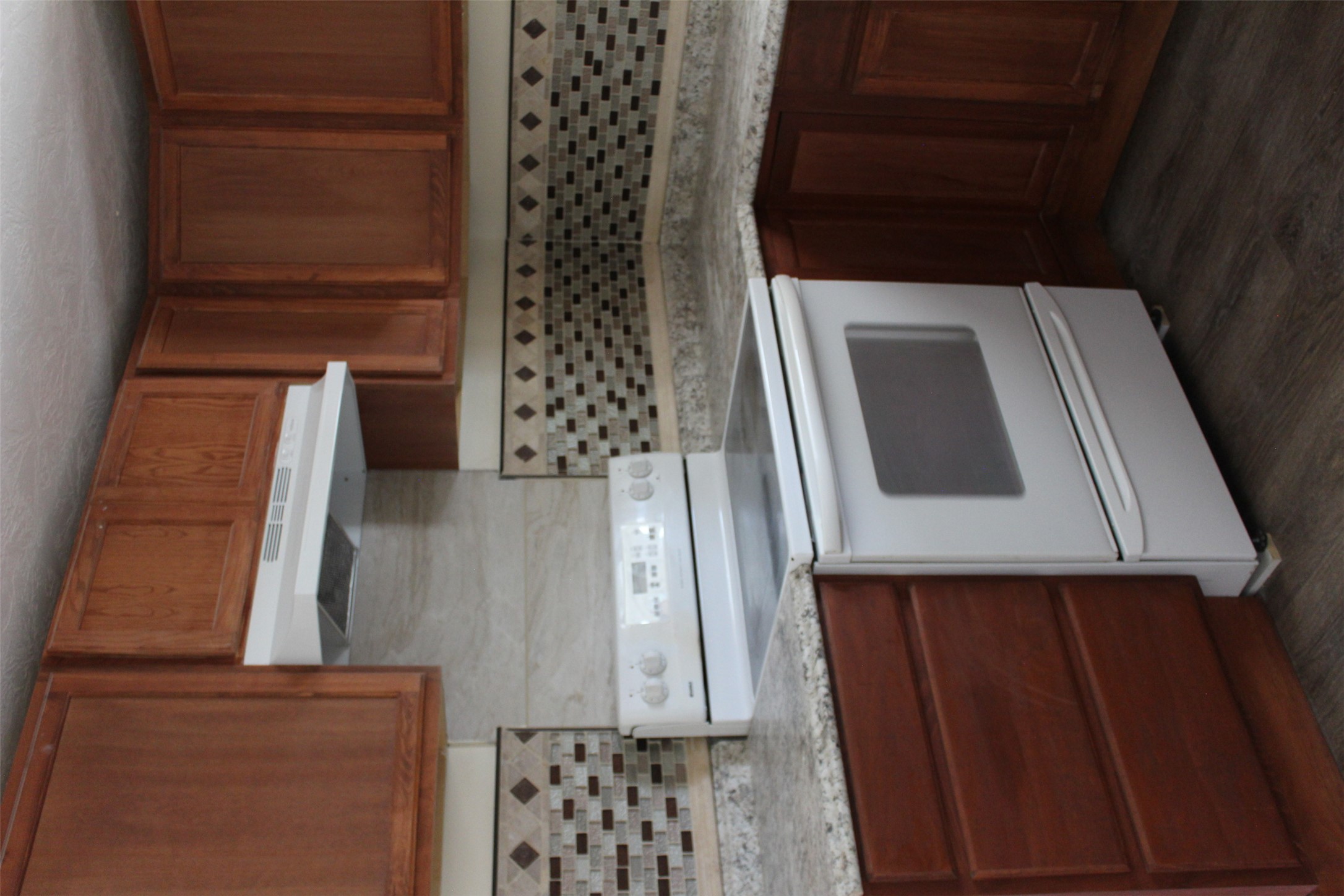 40 Crane Avenue Property Photo 12