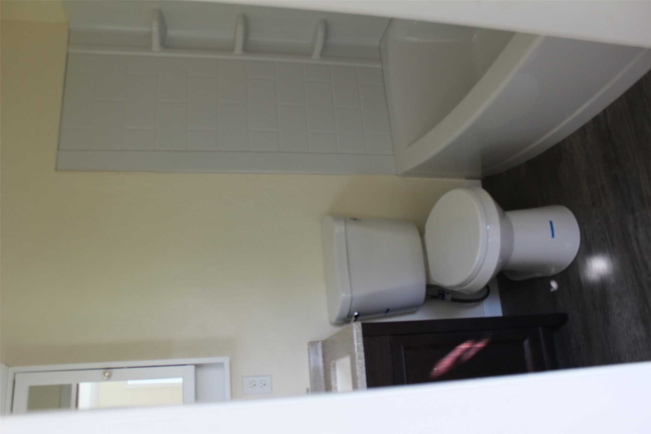 40 Crane Avenue Property Photo 15