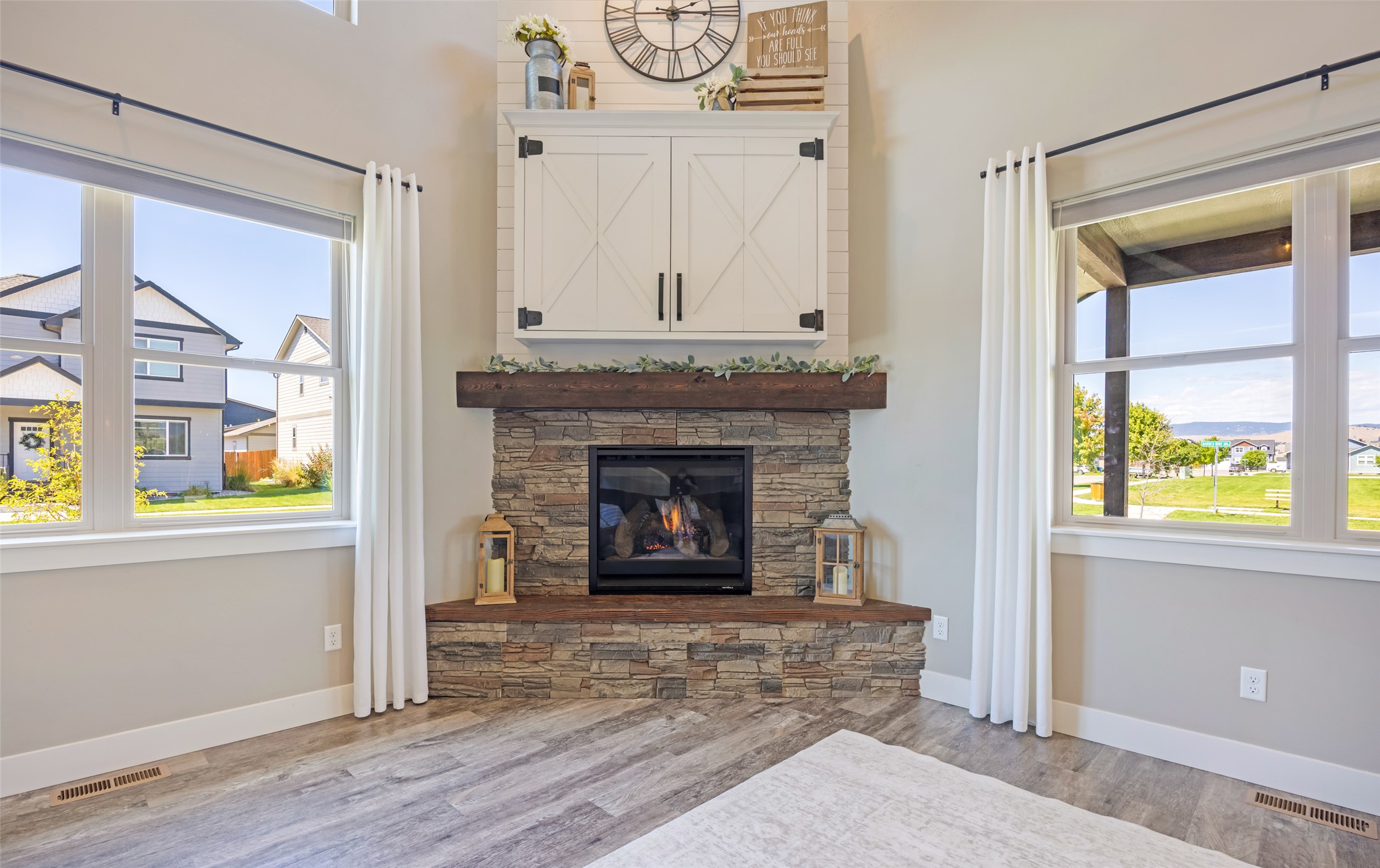 5445 Barbed Wire Drive Property Photo 10