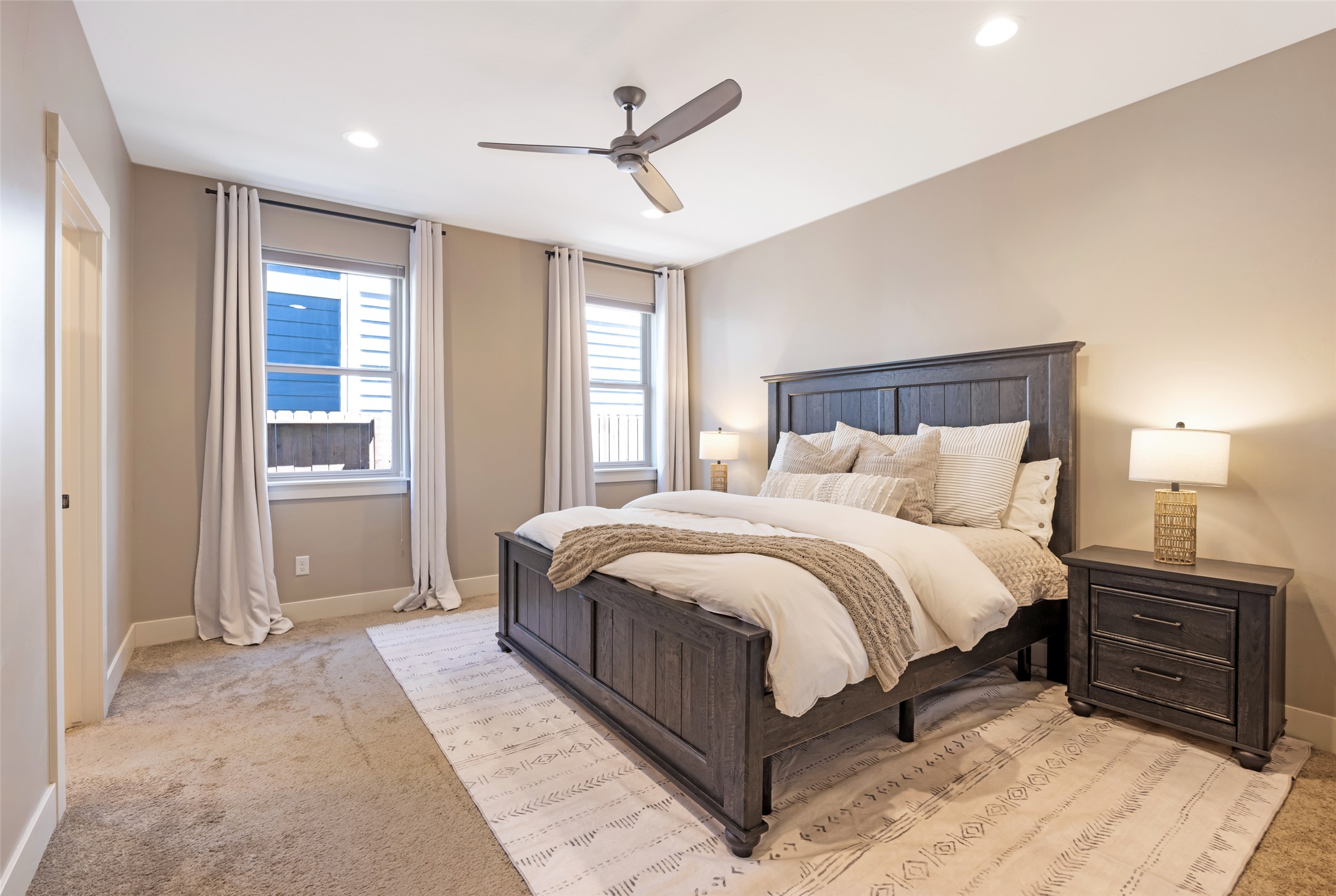 5445 Barbed Wire Drive Property Photo 21