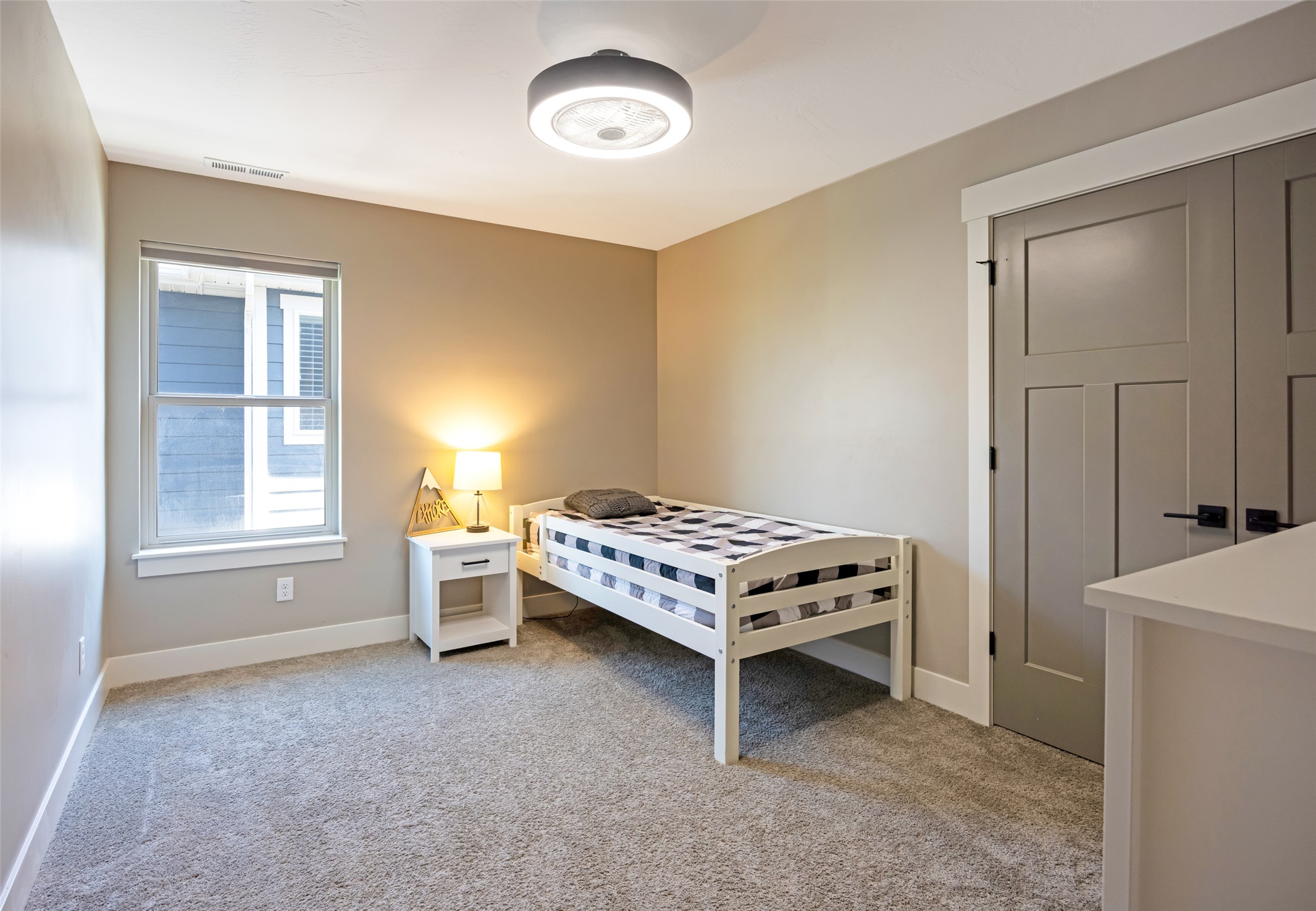 5445 Barbed Wire Drive Property Photo 33