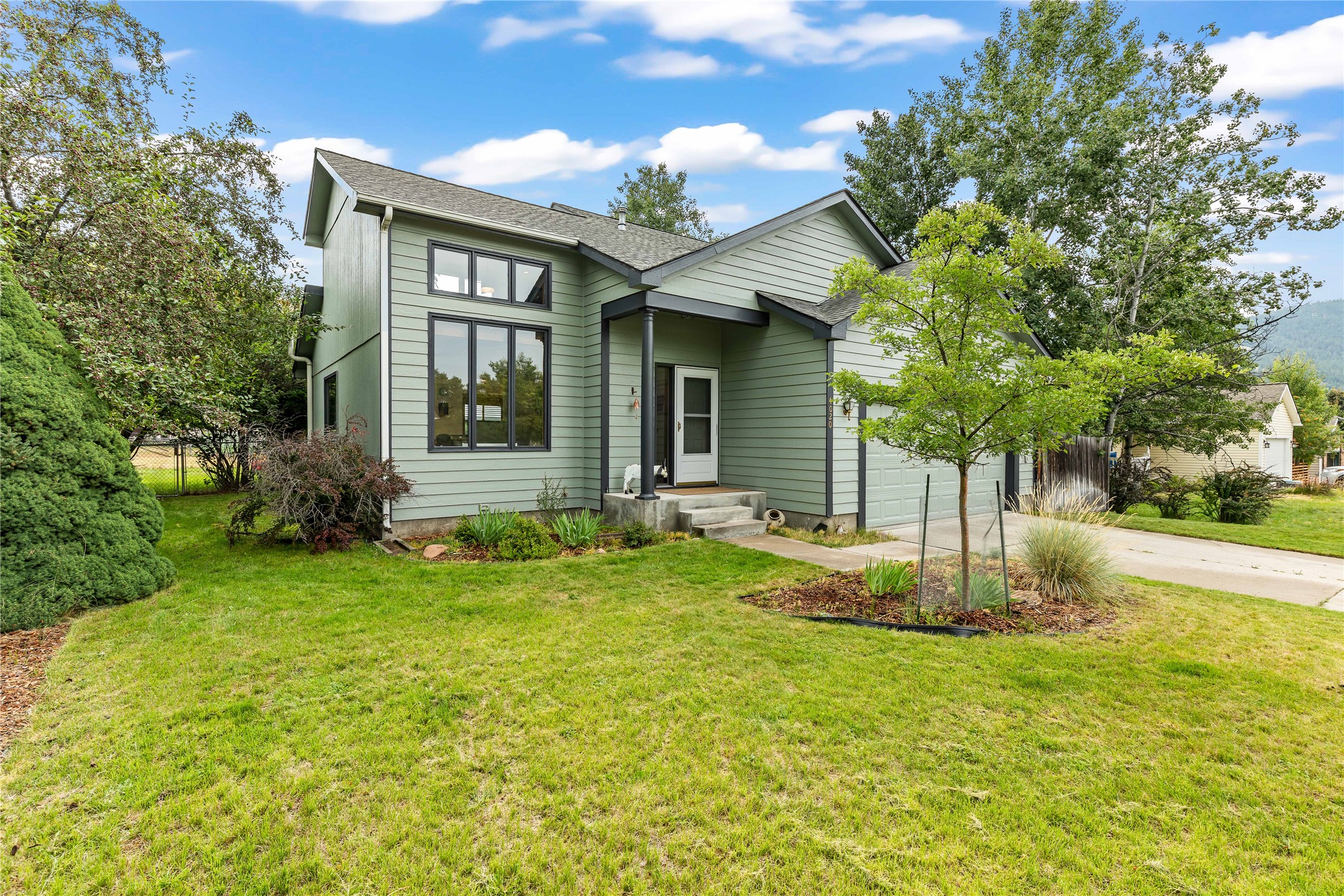 4020 Fieldstone Crossing Property Photo 1