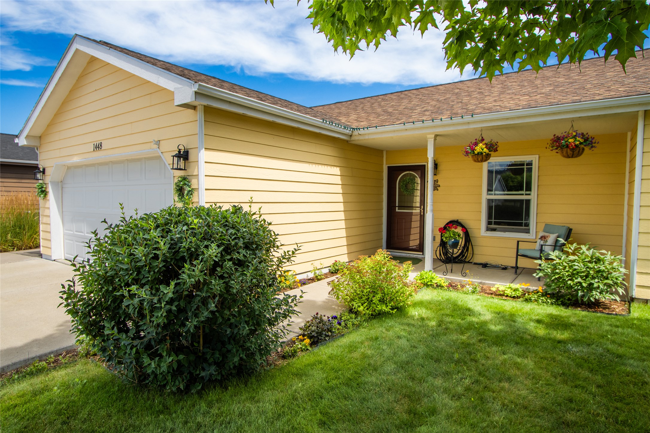 1448 Klondyke Loop Property Photo 2