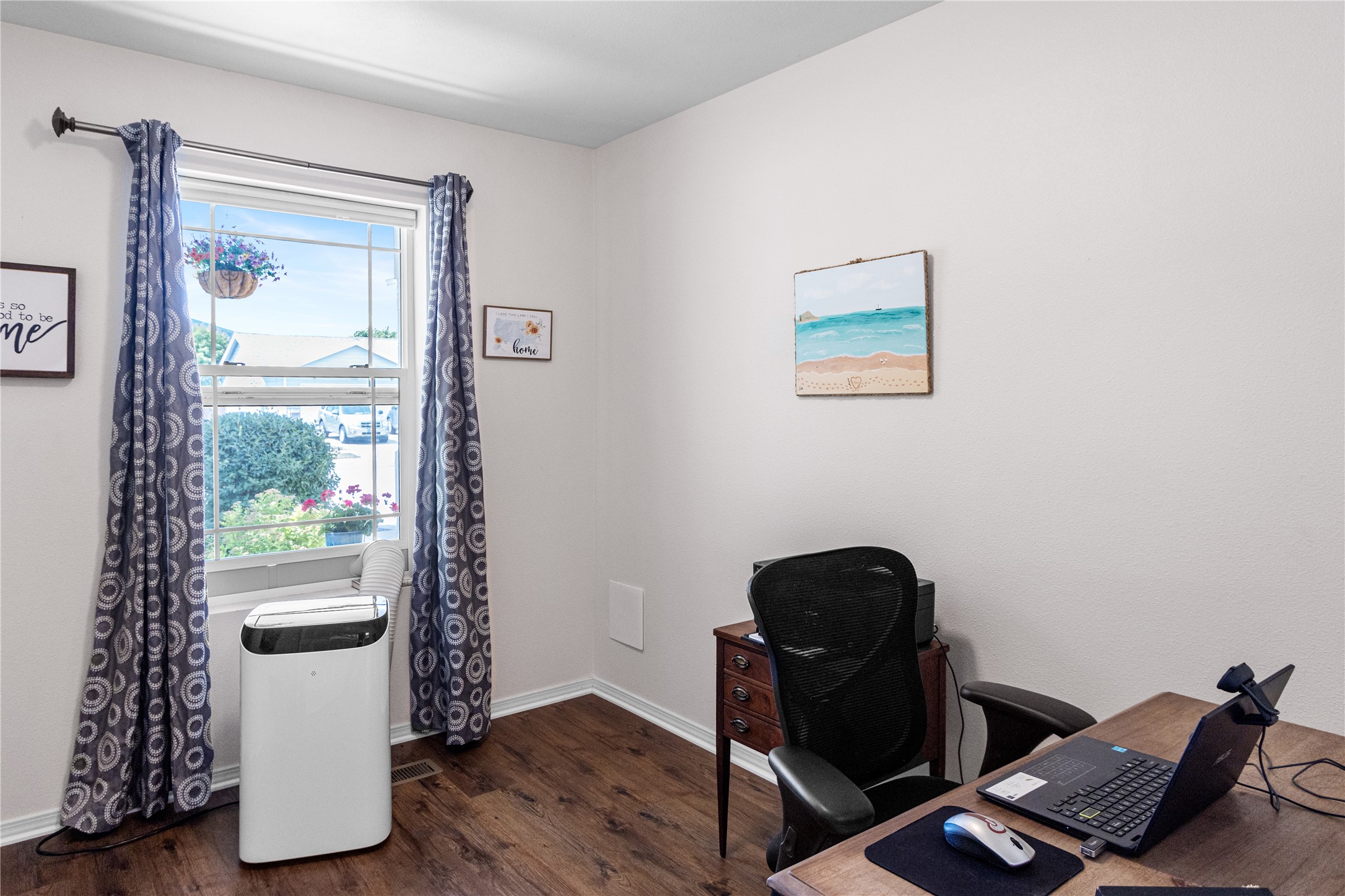 1448 Klondyke Loop Property Photo 14
