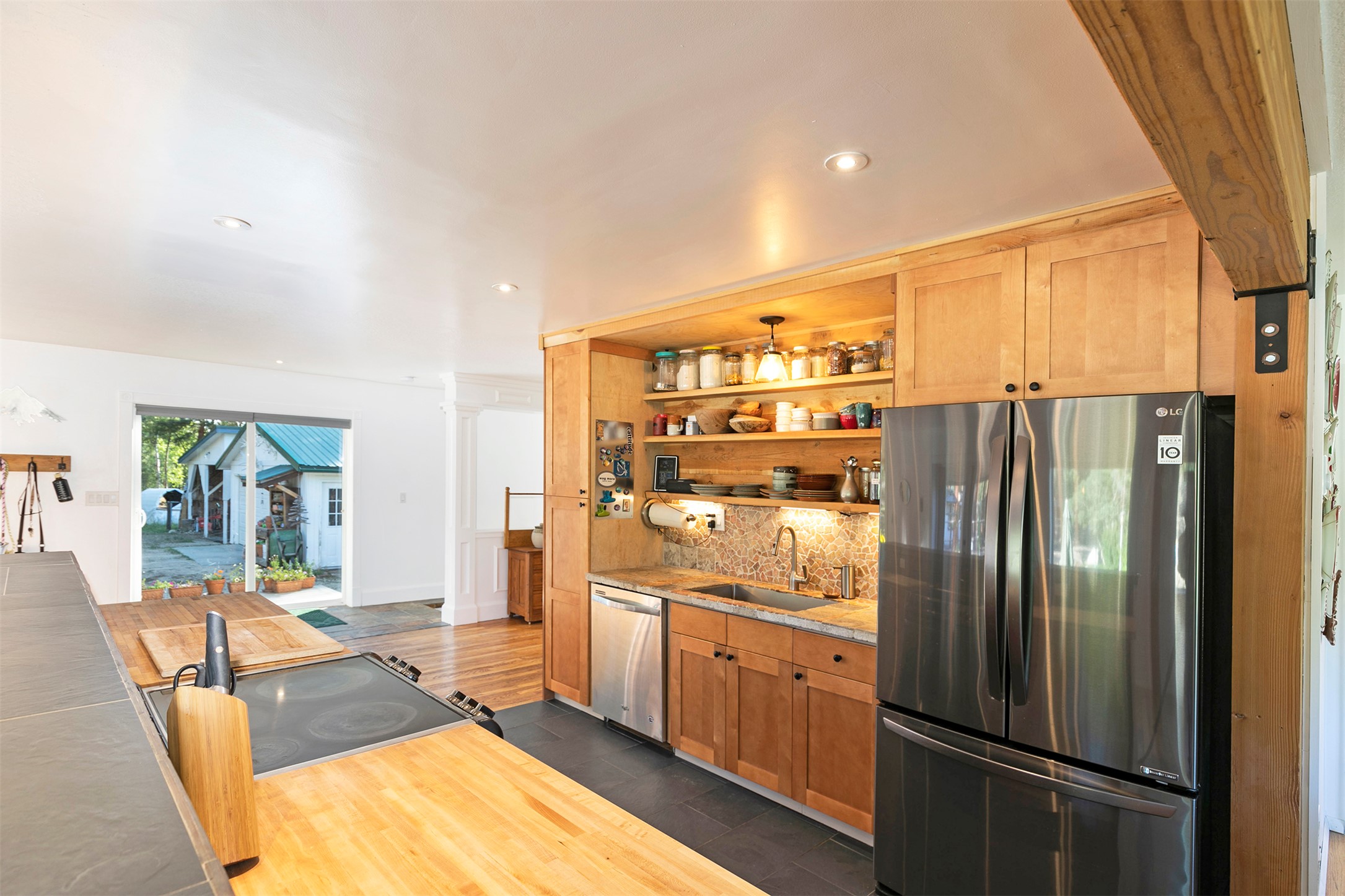 821 Fred Burr Road Property Photo 7