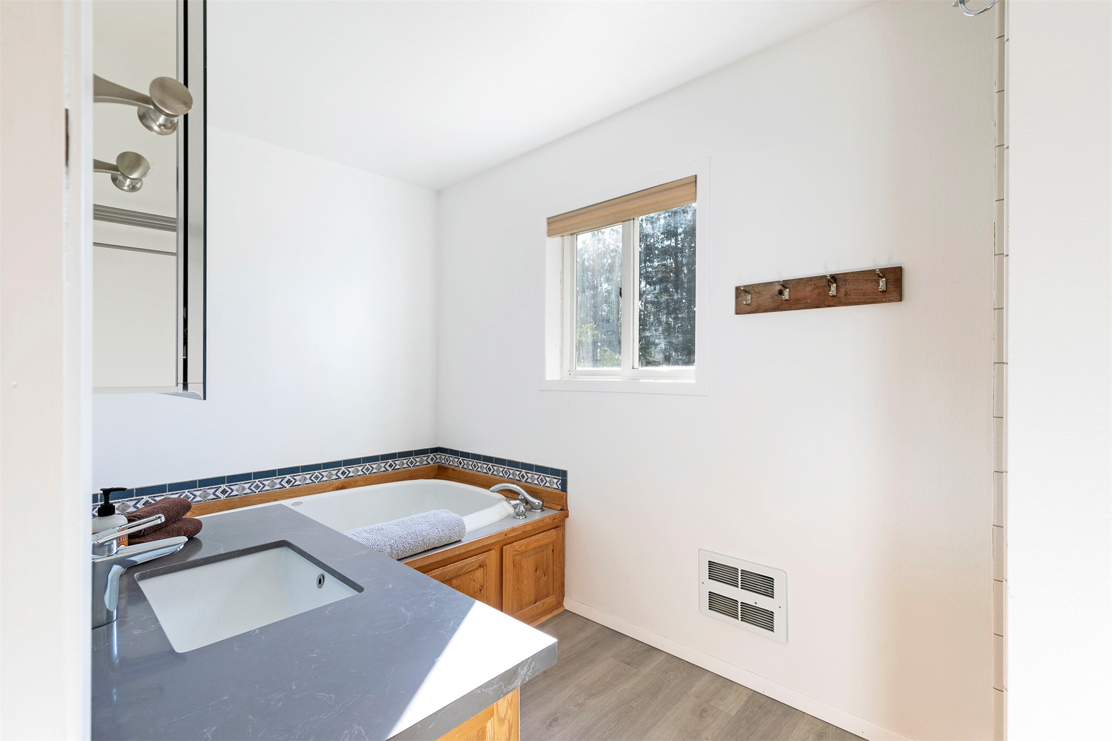 821 Fred Burr Road Property Photo 14