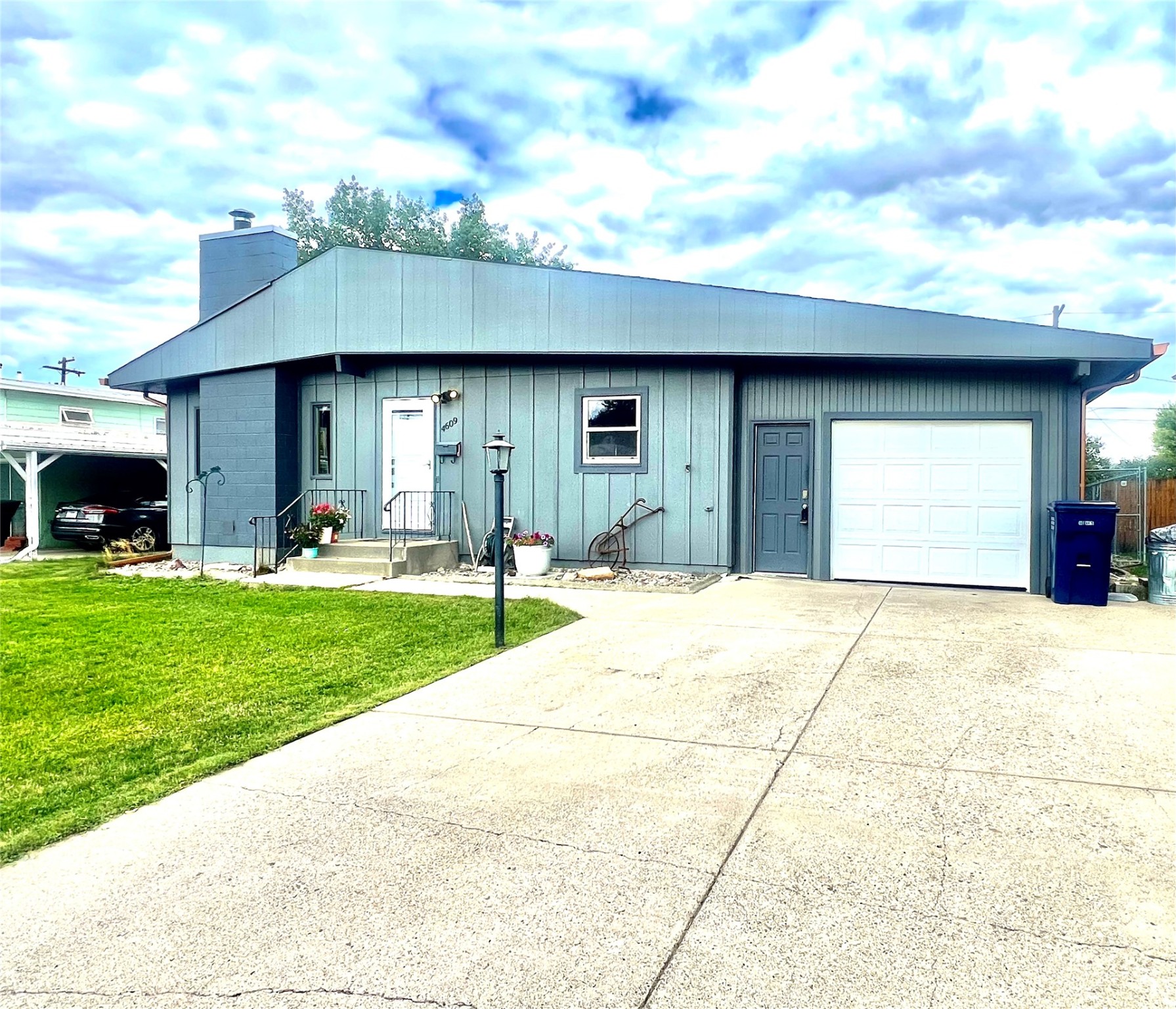 4609 Diana Drive Property Photo