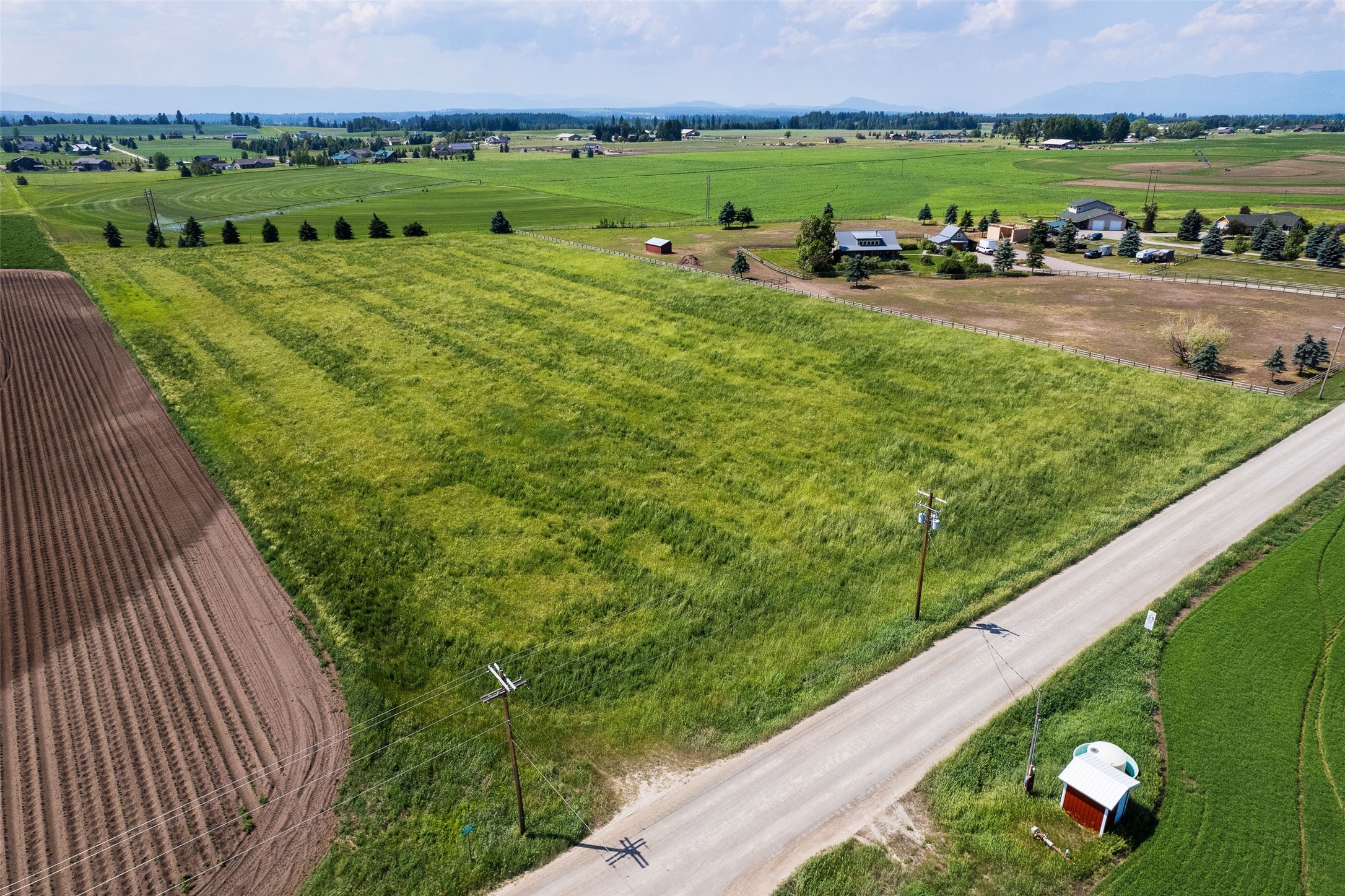 1100 Fairview Cemetery Road Property Photo 1