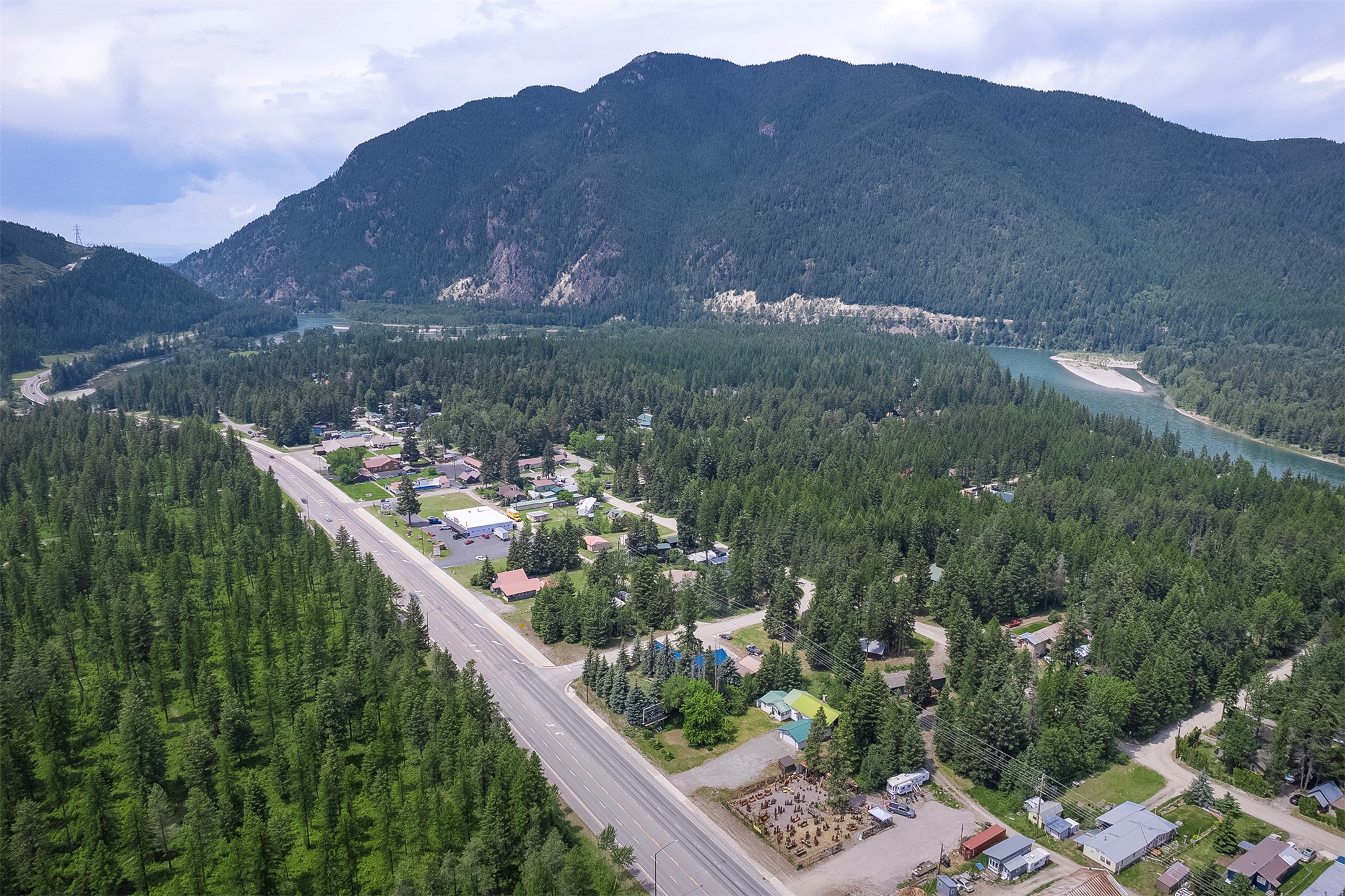 8786 Us Highway 2 E Property Photo 2