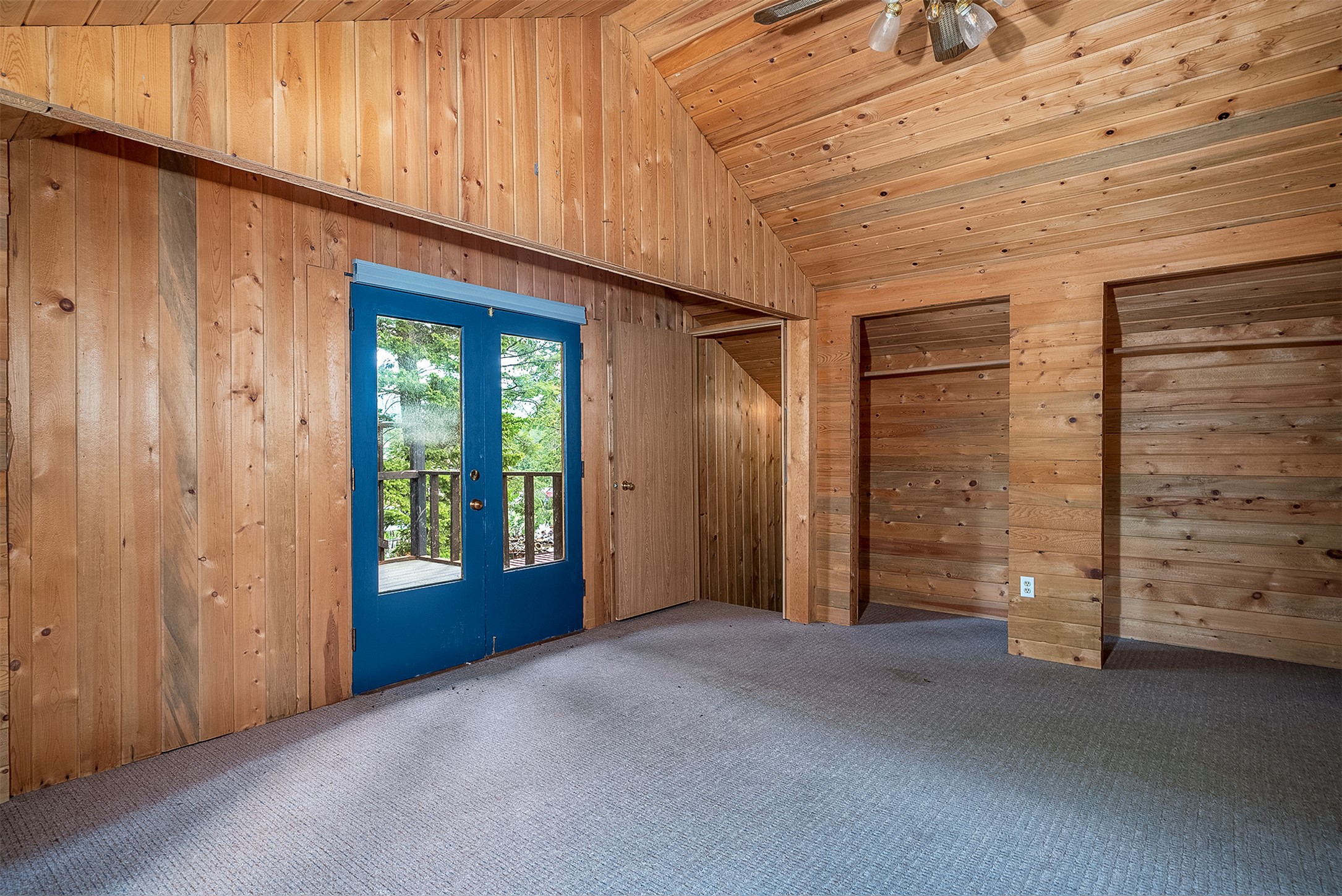 8786 Us Highway 2 E Property Photo 11