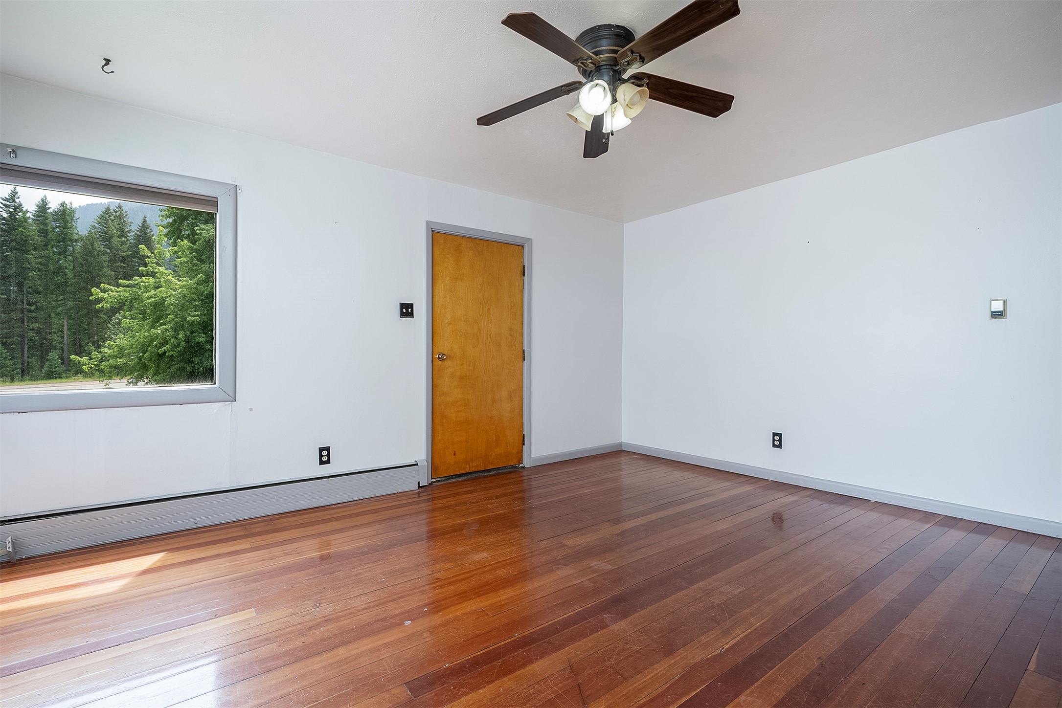 8786 Us Highway 2 E Property Photo 14