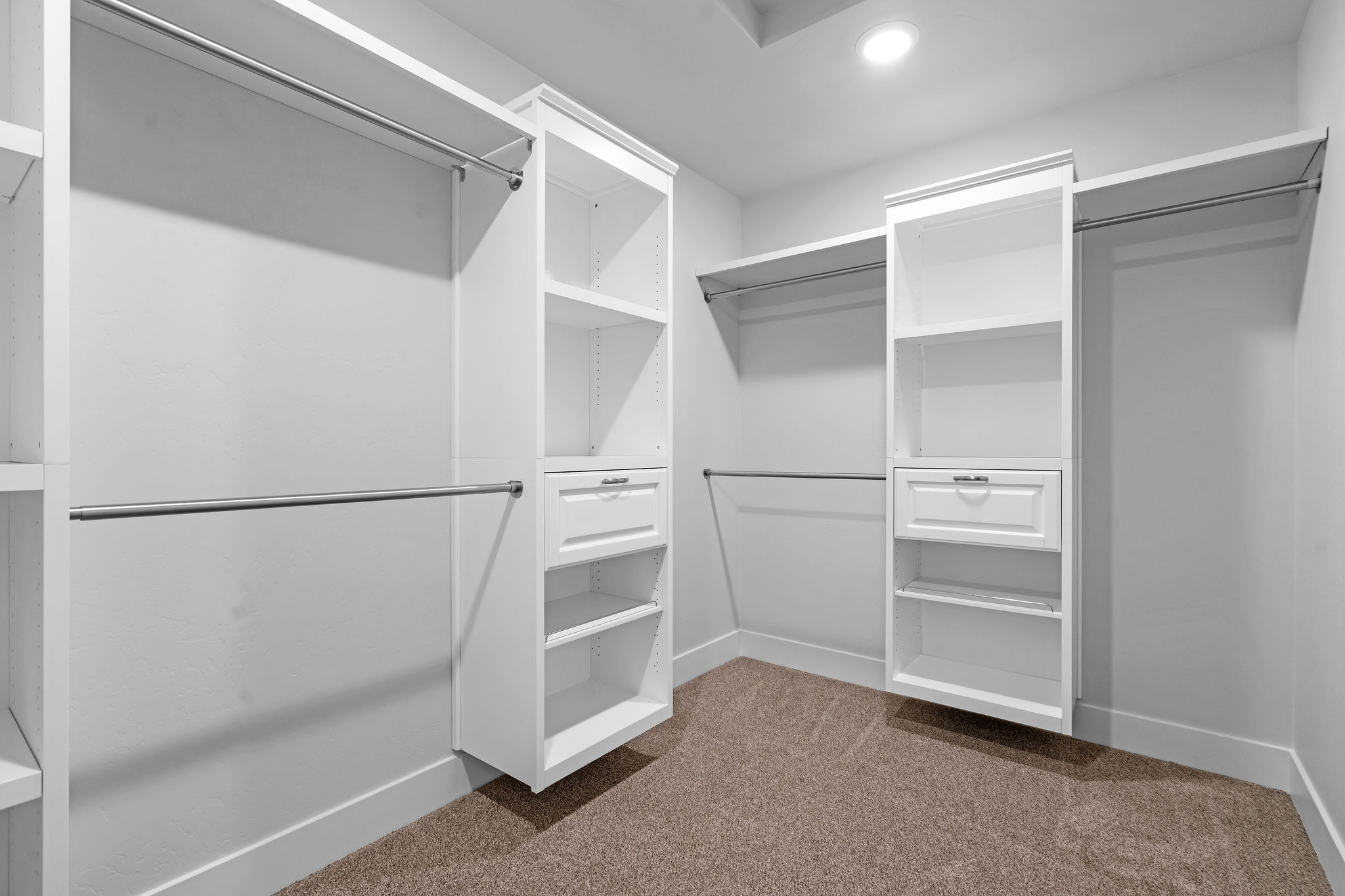 619 Holstein Way Property Photo 19