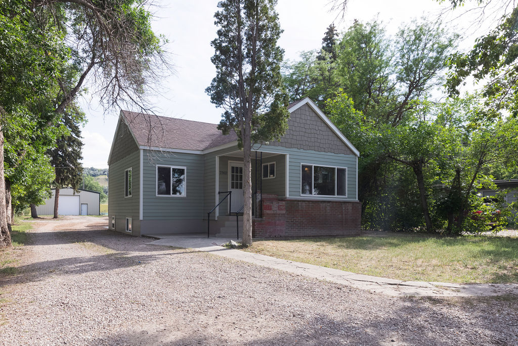 2302 5th Avenue Sw Property Photo 1