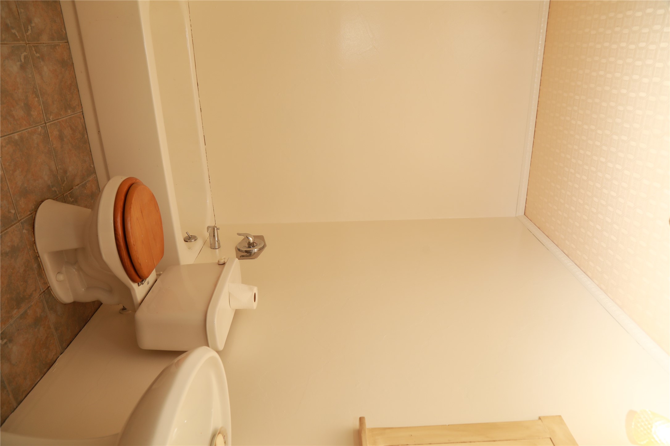 1898 Buxadoodal Way Property Photo 13