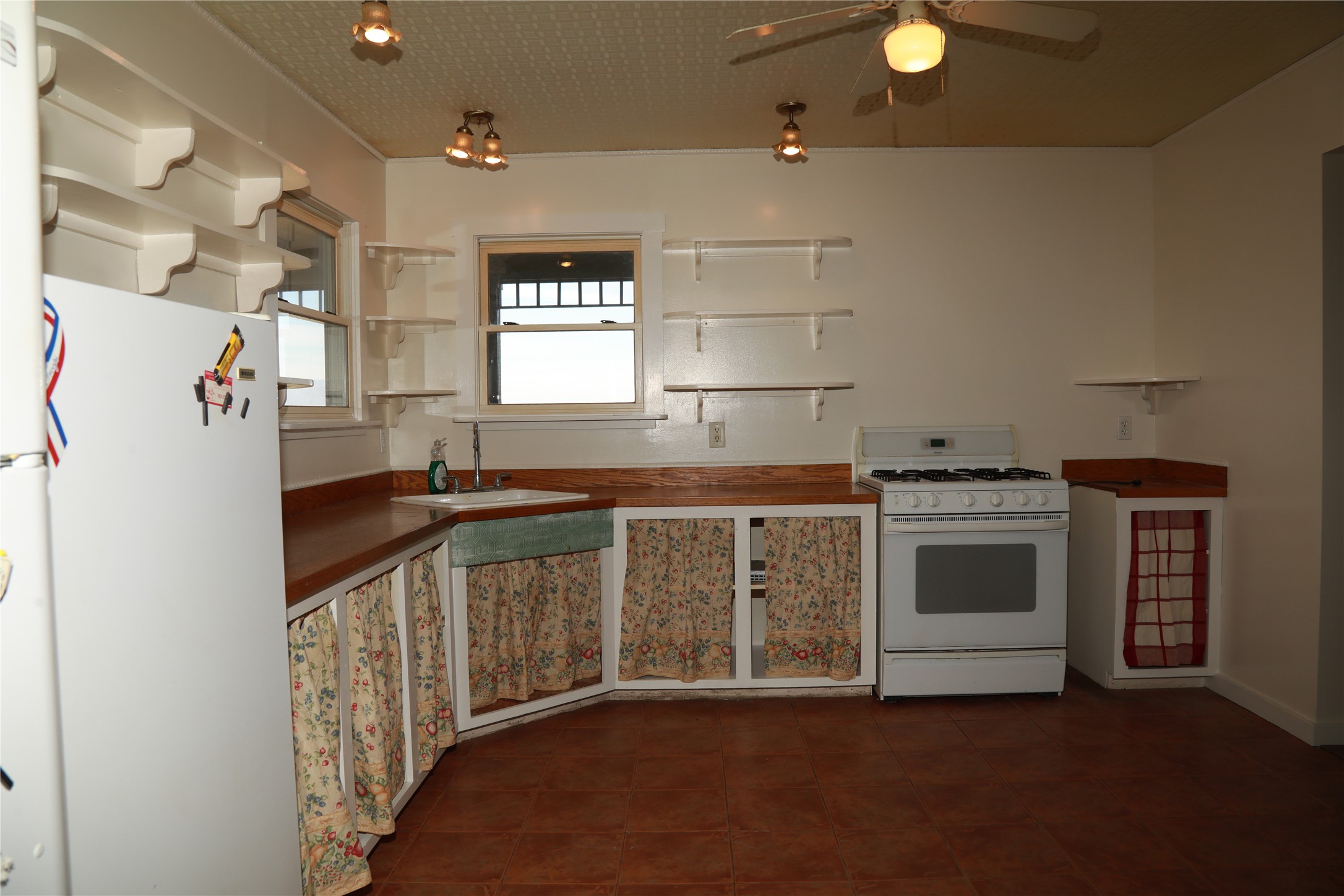 1898 Buxadoodal Way Property Photo 18