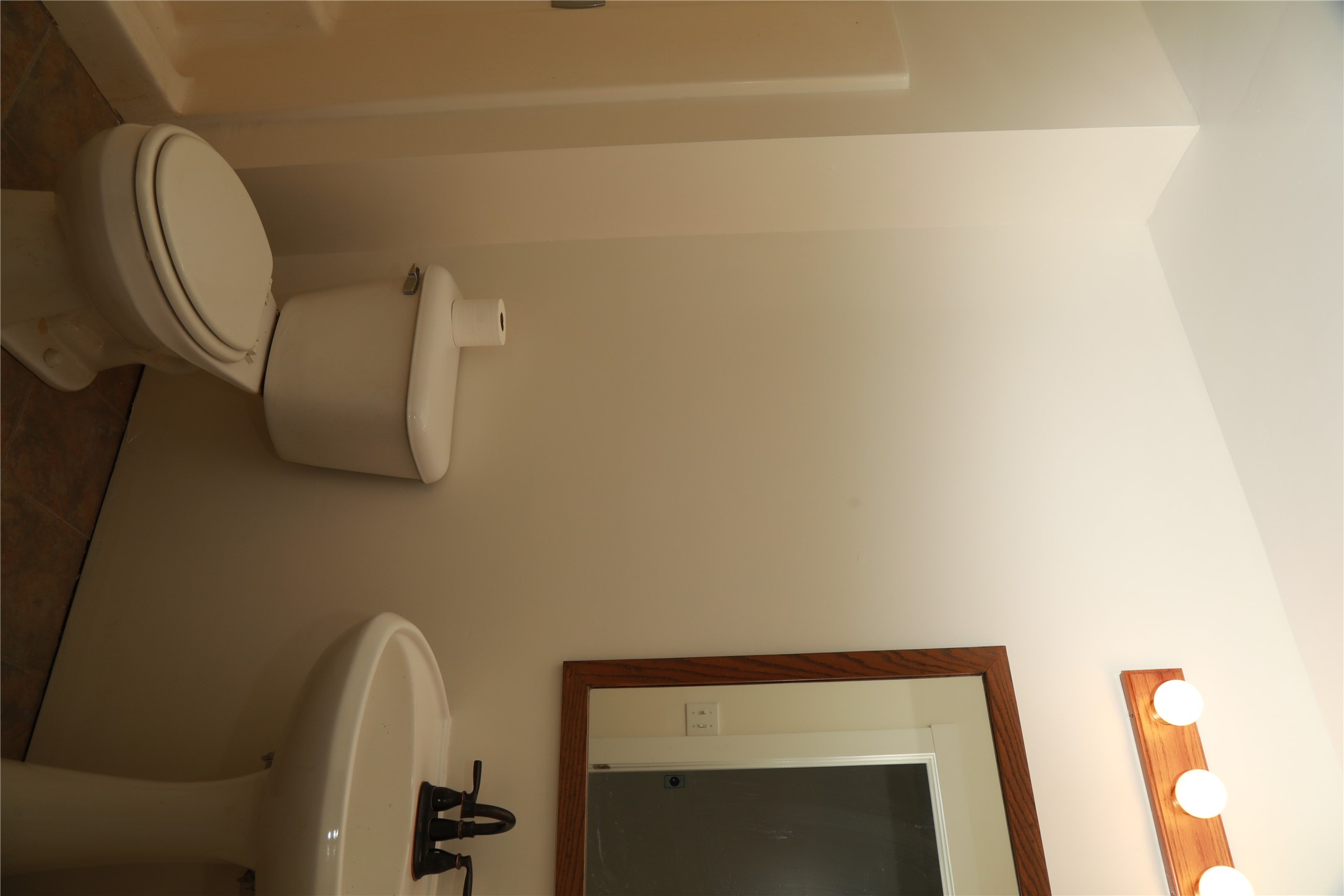 1898 Buxadoodal Way Property Photo 21