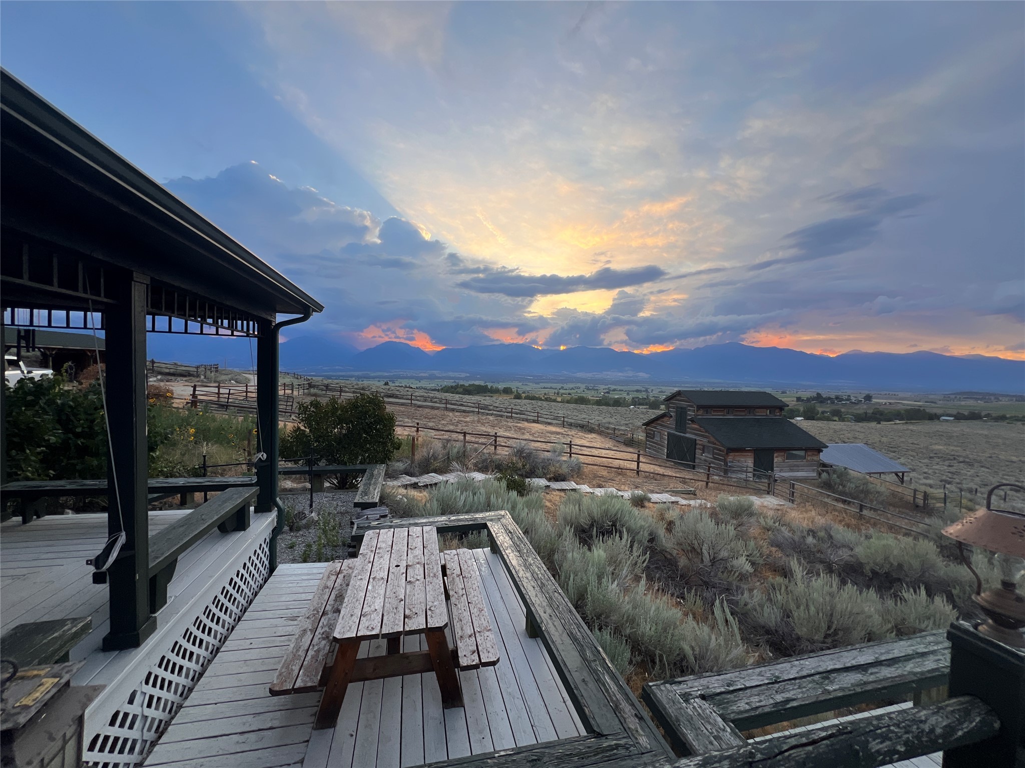 1898 Buxadoodal Way Property Photo 27