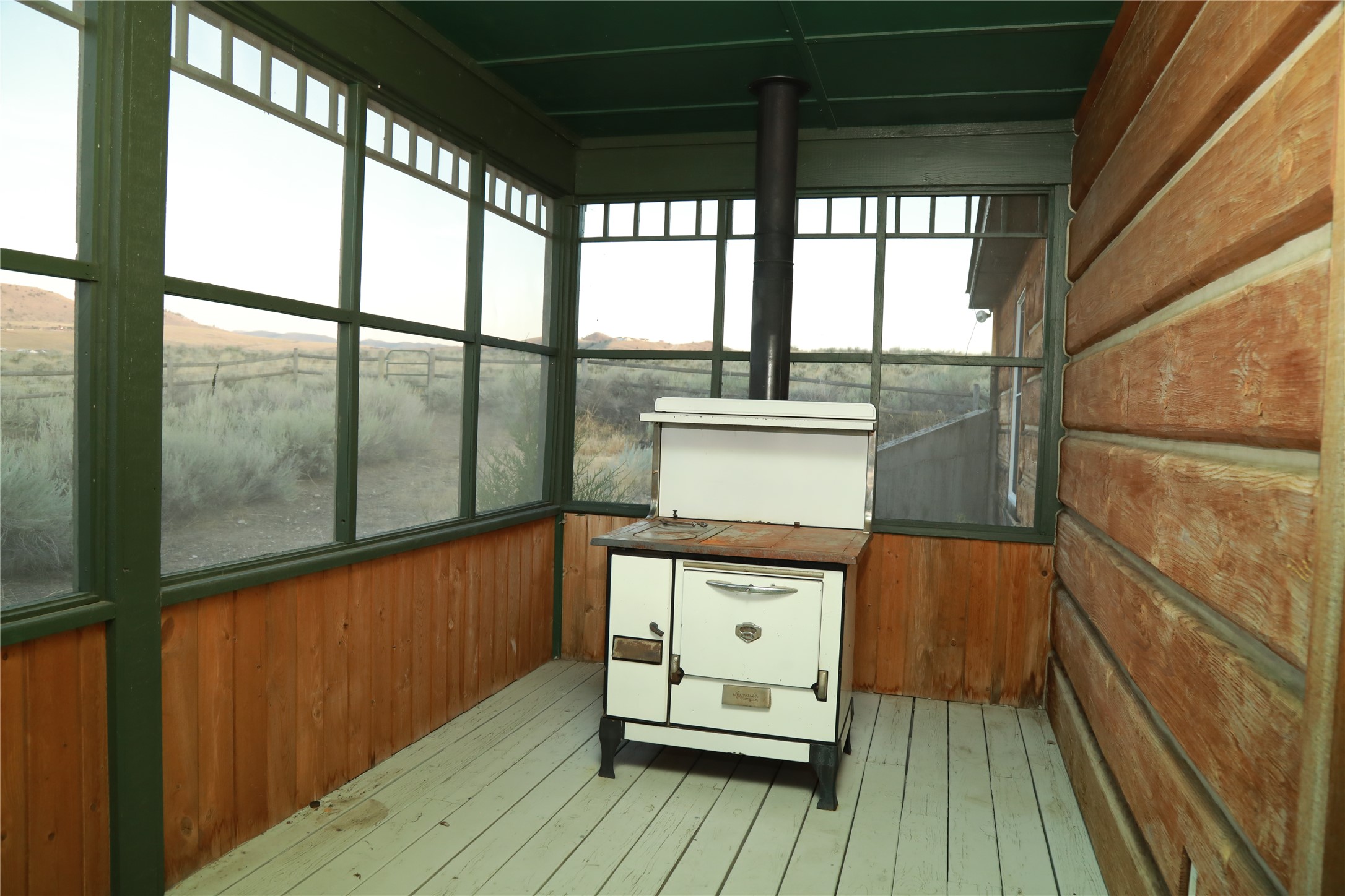 1898 Buxadoodal Way Property Photo 35