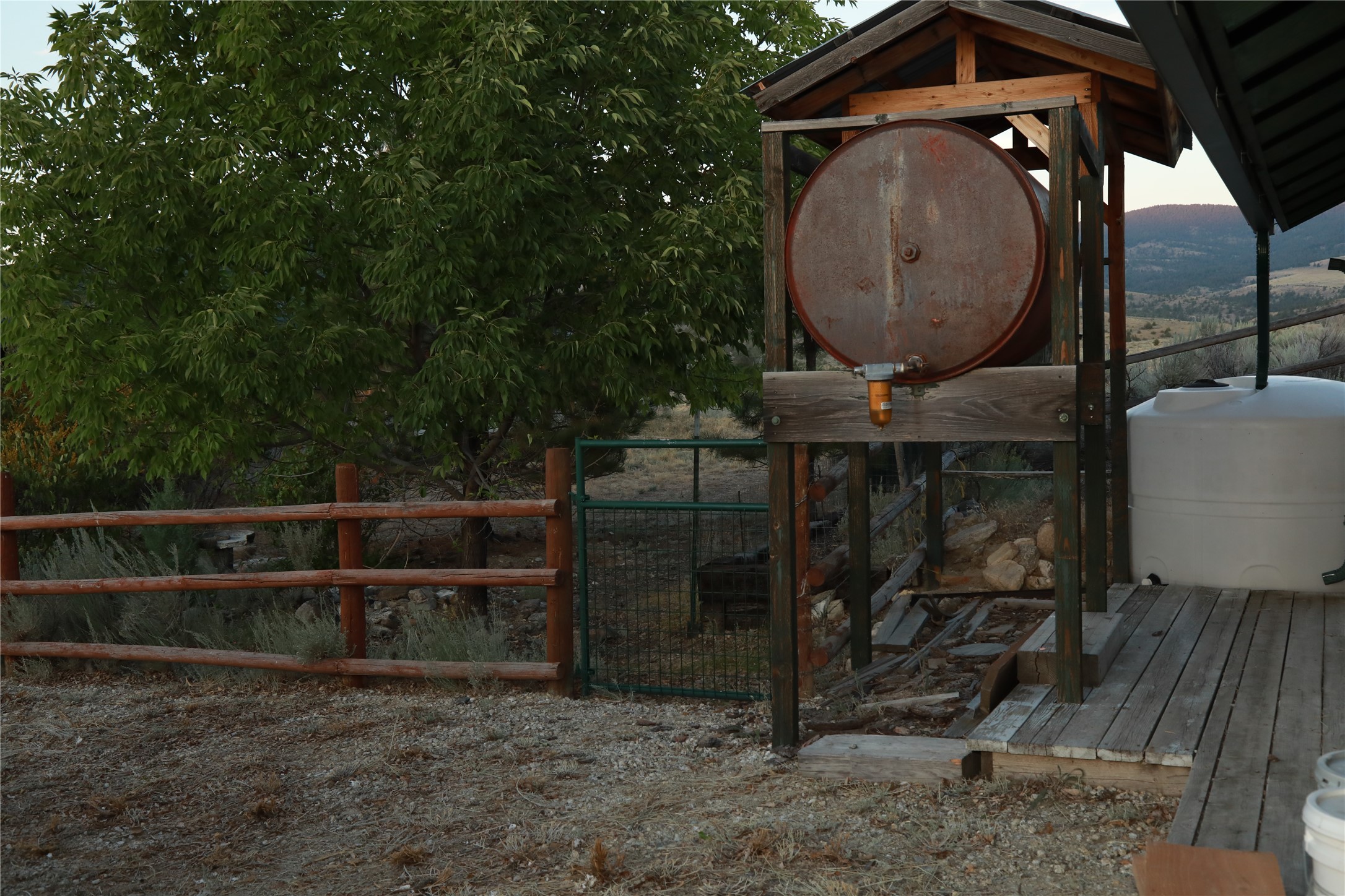 1898 Buxadoodal Way Property Photo 48