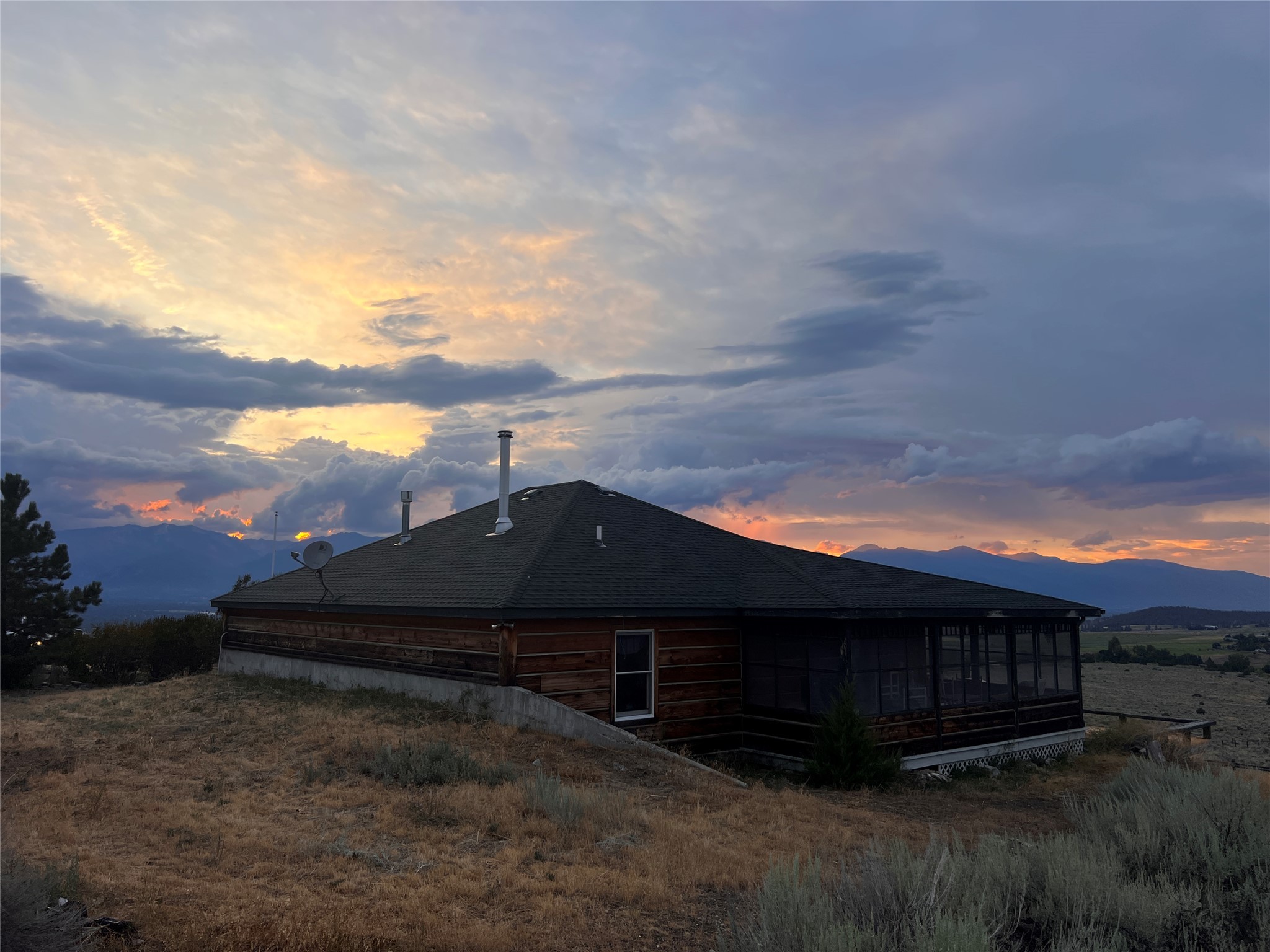 1898 Buxadoodal Way Property Photo 98