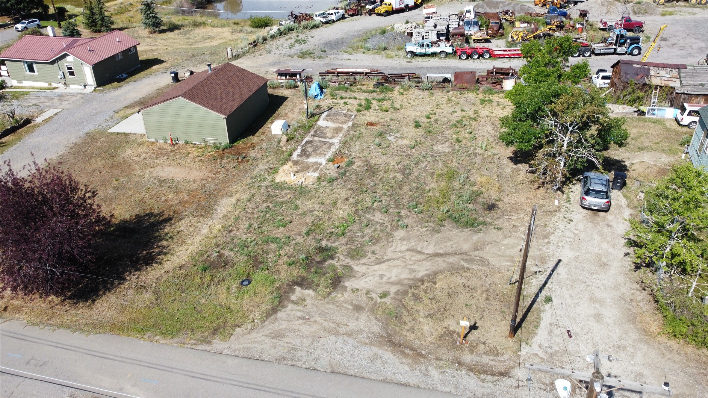 683 S Alabama Avenue Property Photo