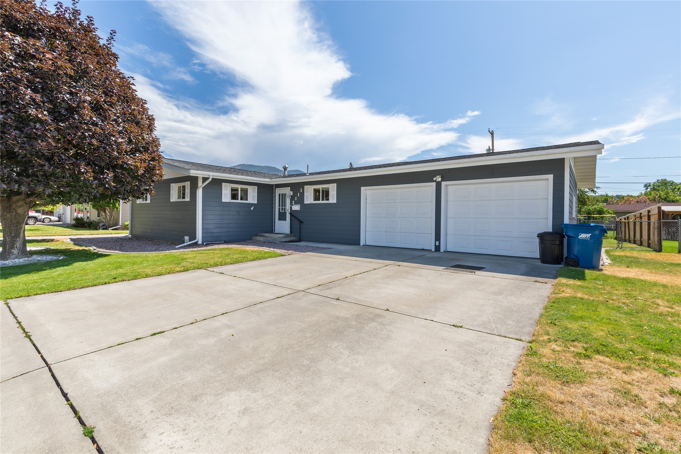 2113 36th Street Property Photo 1