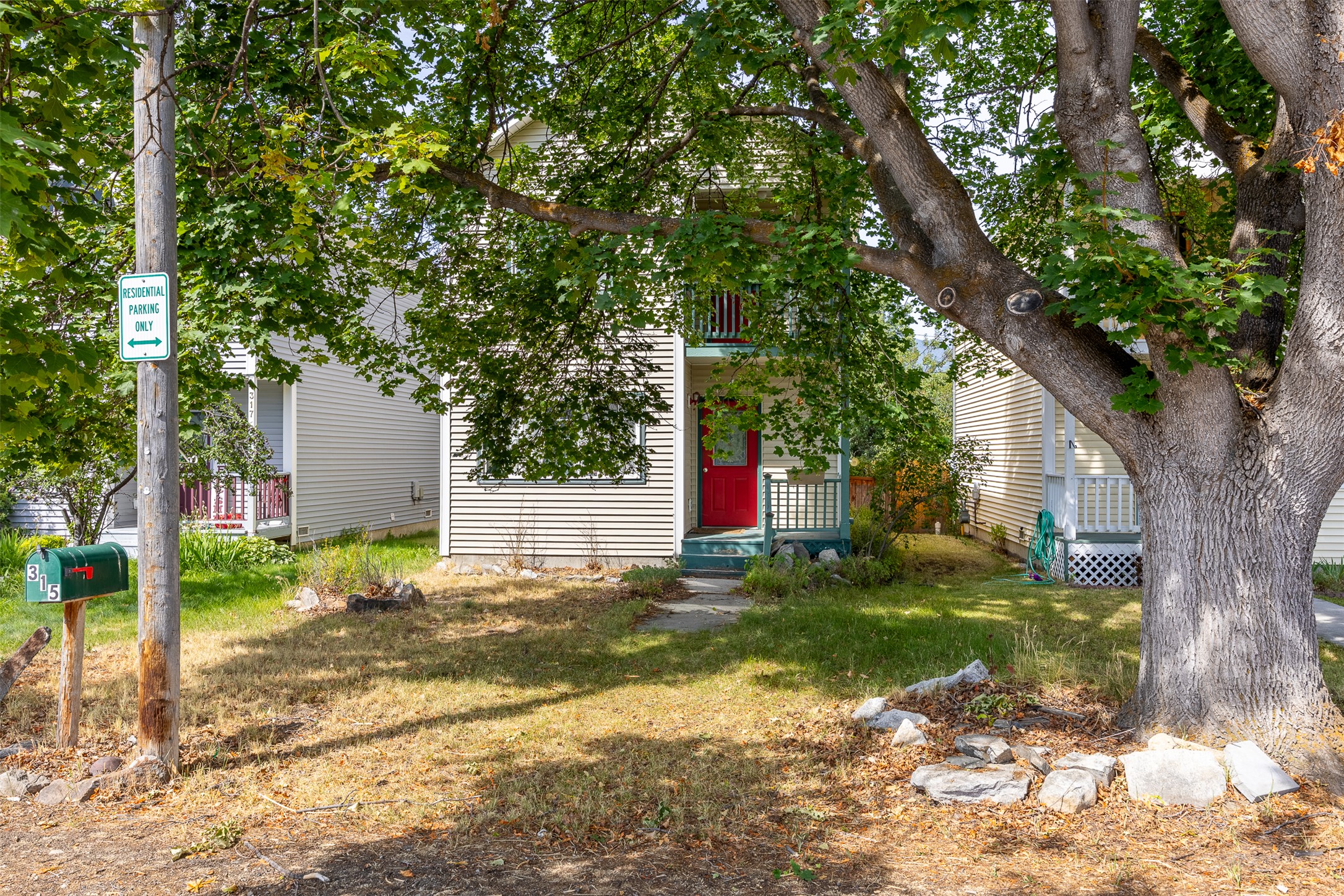 315 S 6th Street Property Photo 1