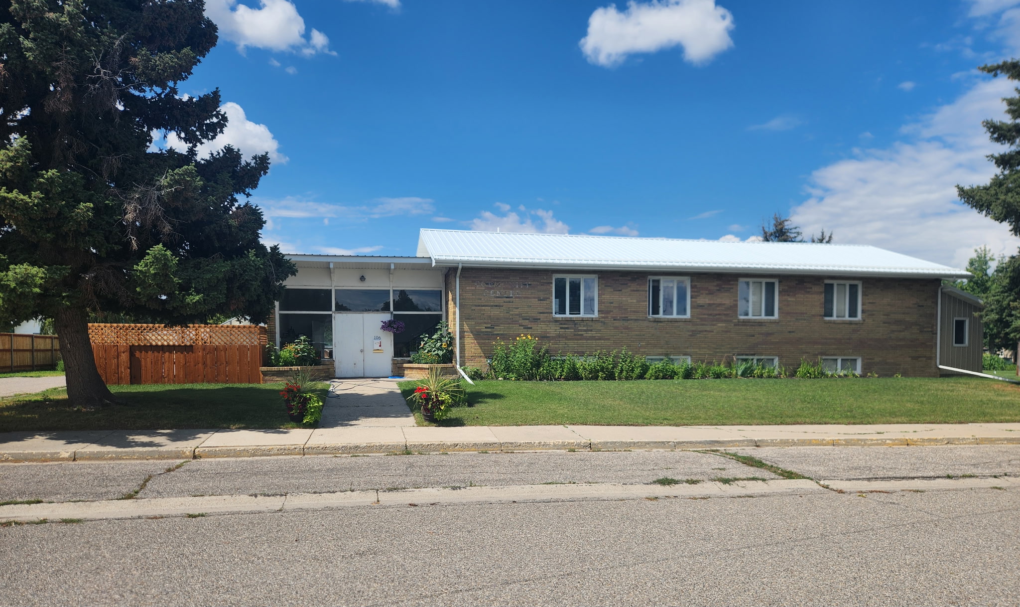 106 S Delaware Street Property Photo 1